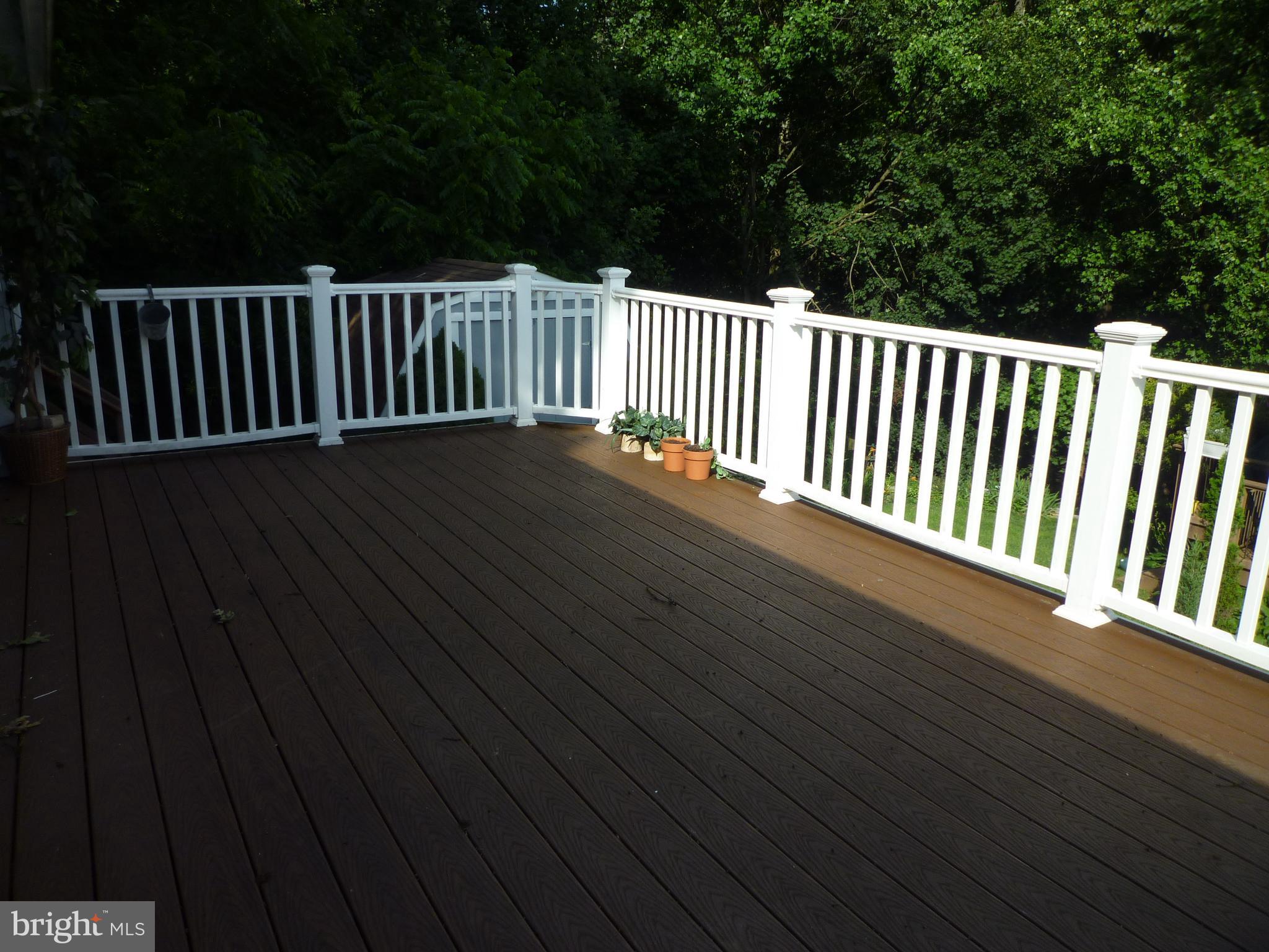 CATONSVILLE KNOLLS - Residential