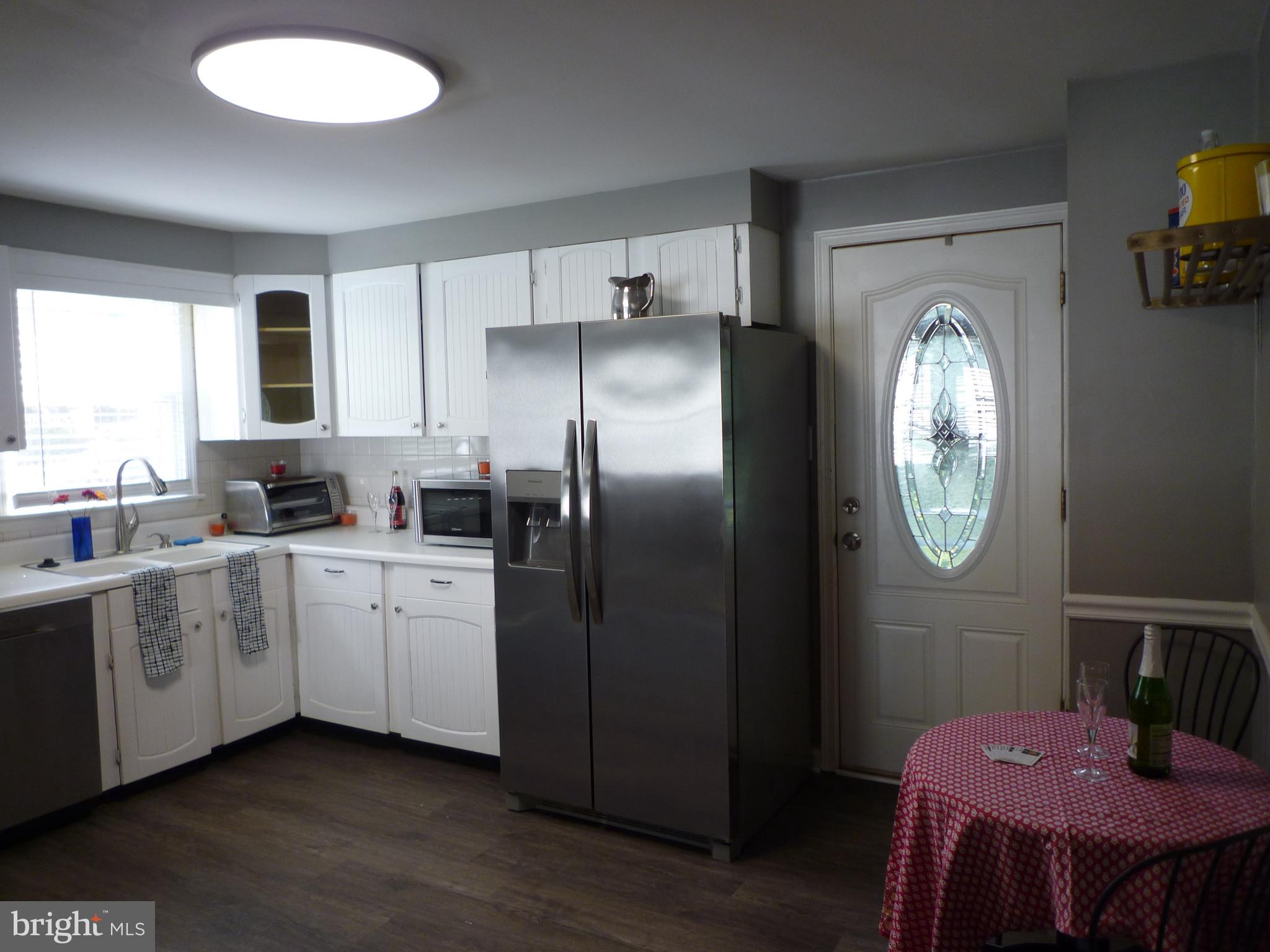 CATONSVILLE KNOLLS - Residential