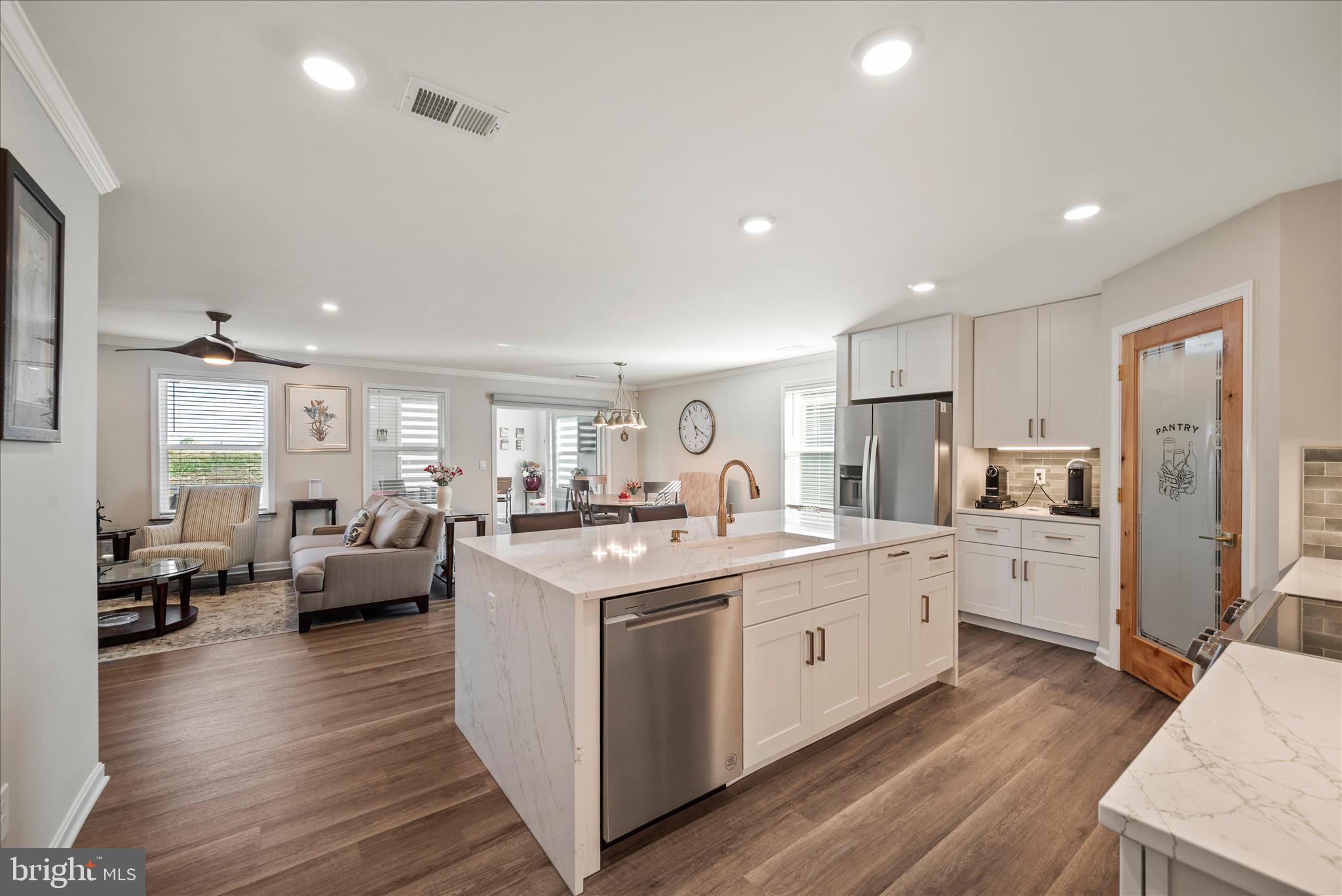 VALLEY VIEW - Residential