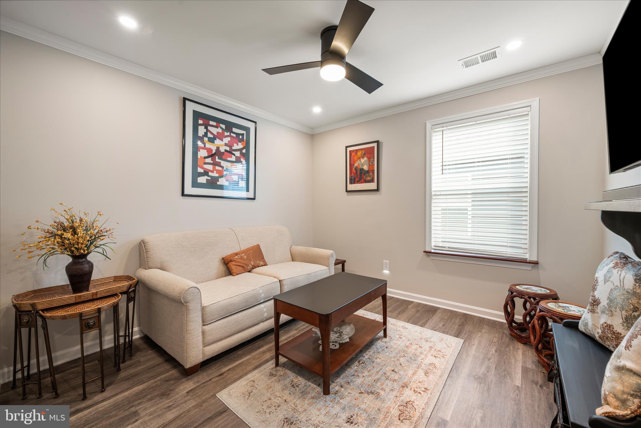 VALLEY VIEW - Residential