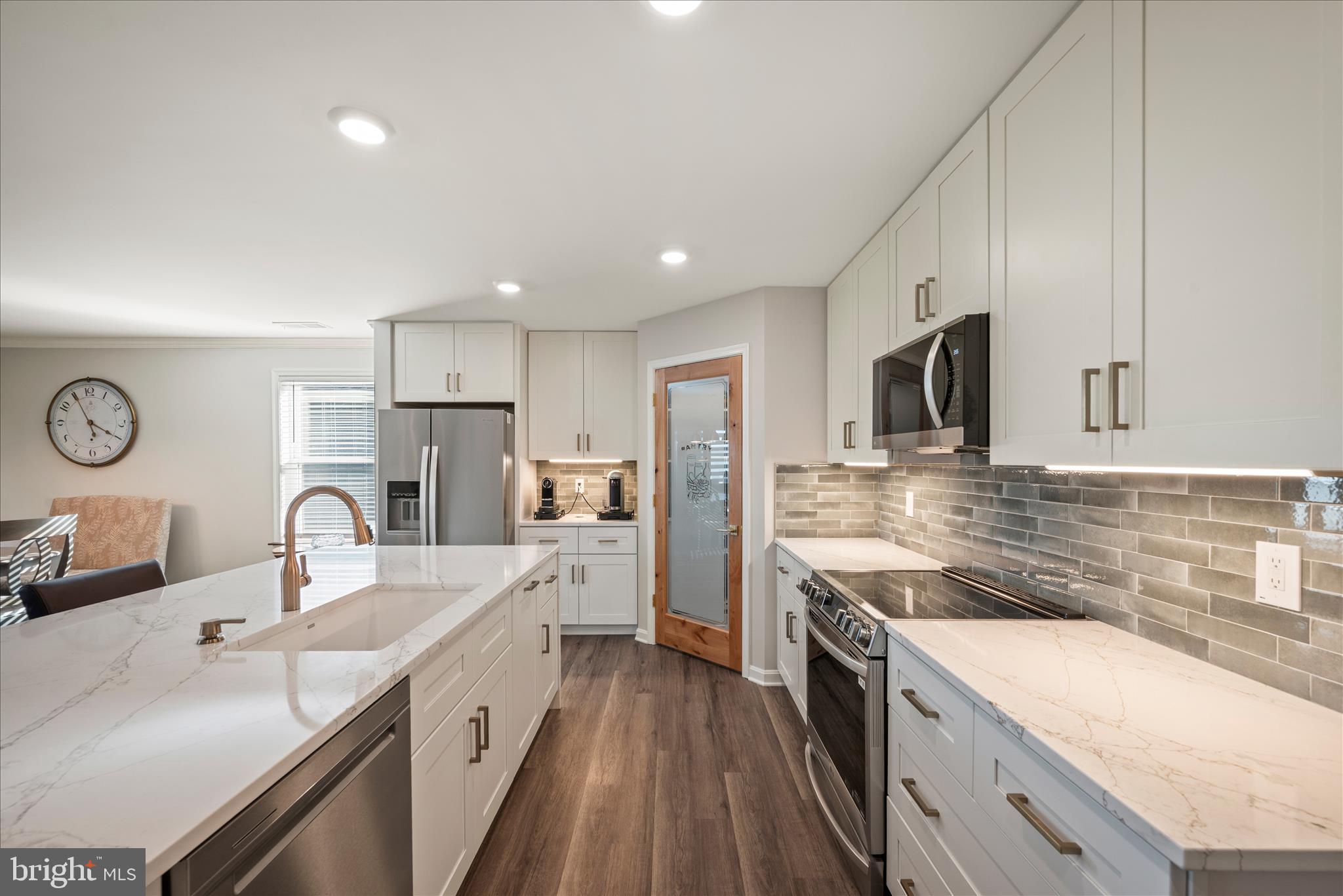 VALLEY VIEW - Residential