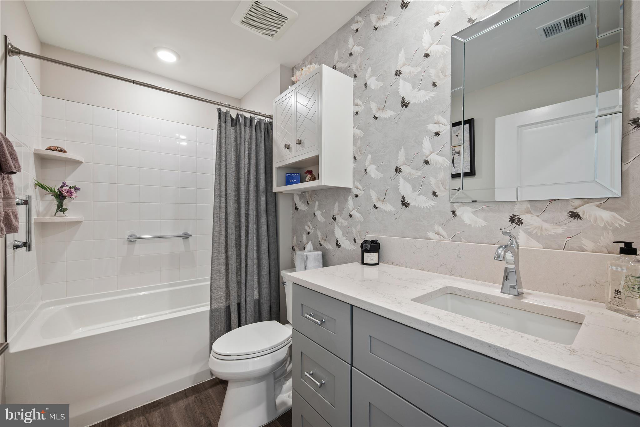 VALLEY VIEW - Residential