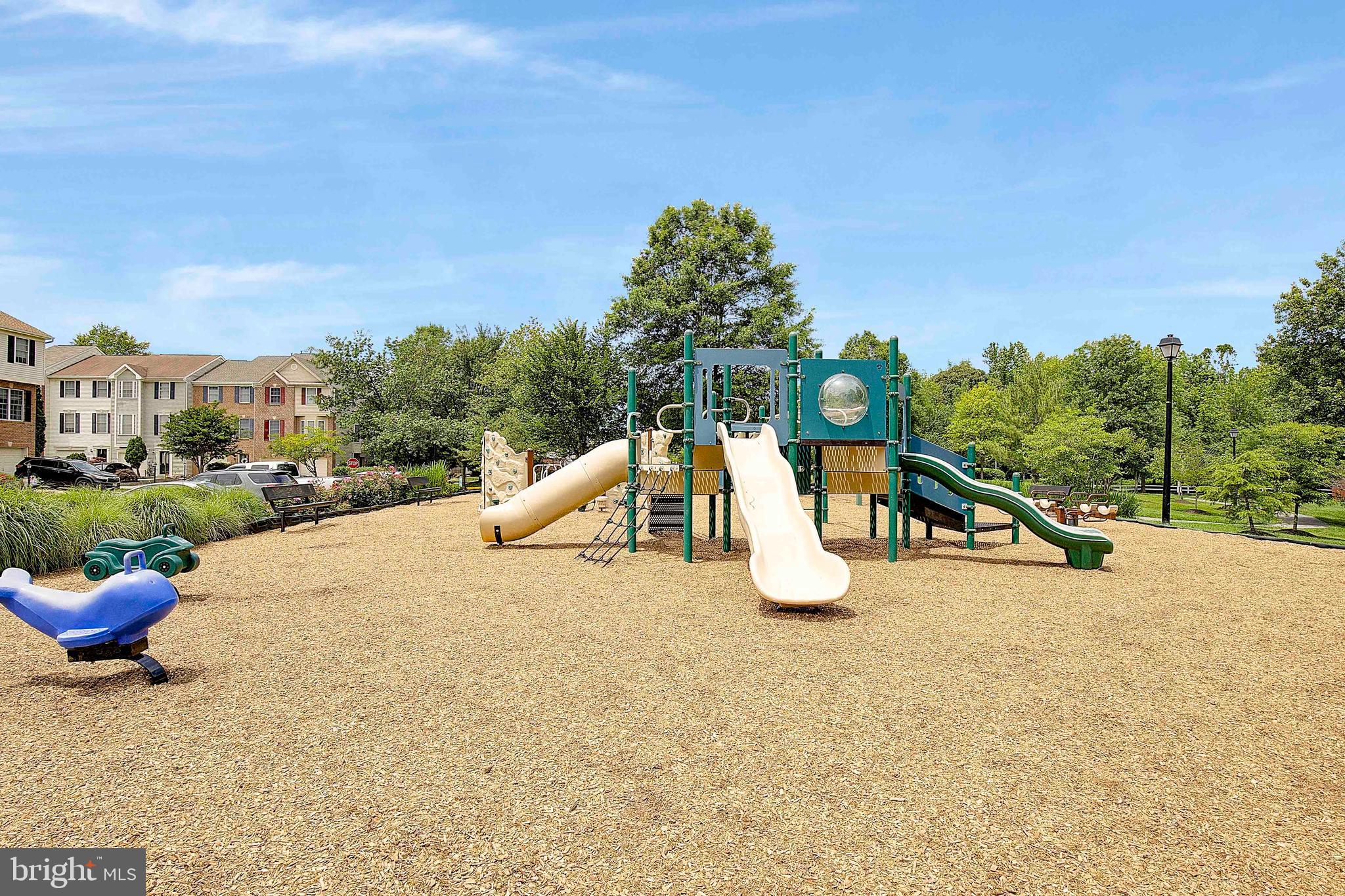 RIVER OAKS - Residential