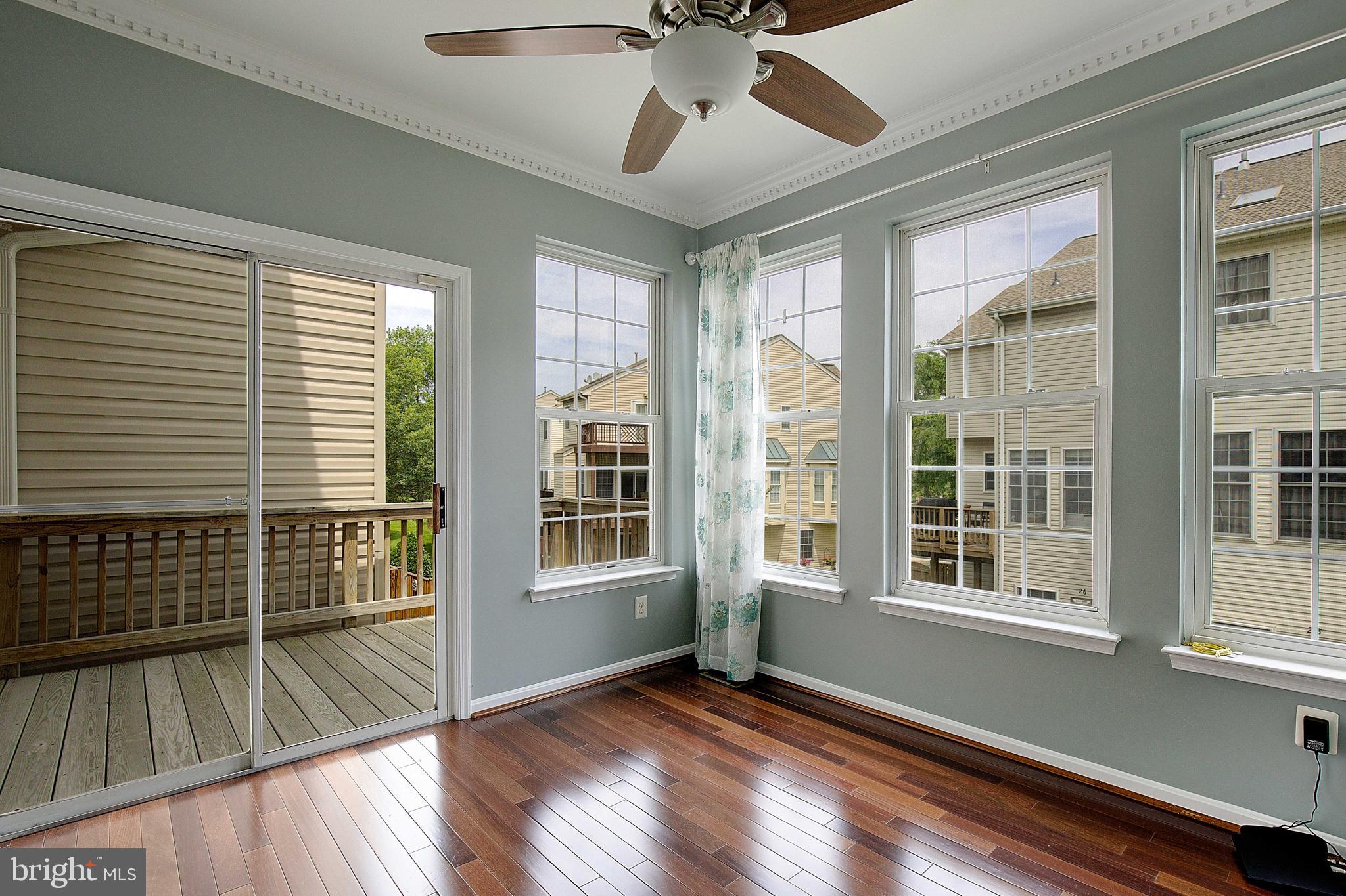 RIVER OAKS - Residential