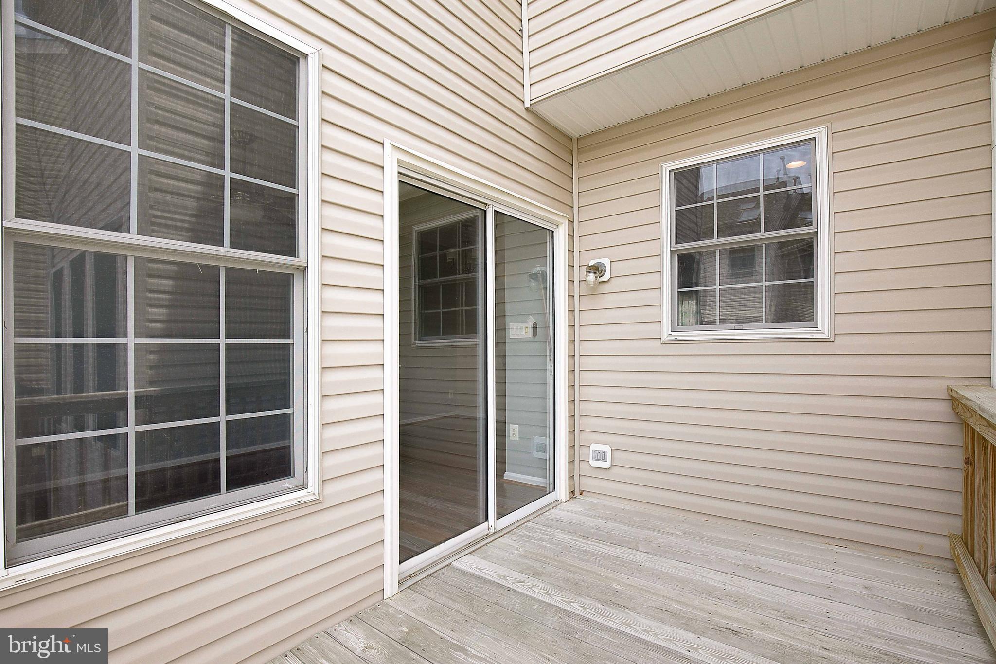 RIVER OAKS - Residential