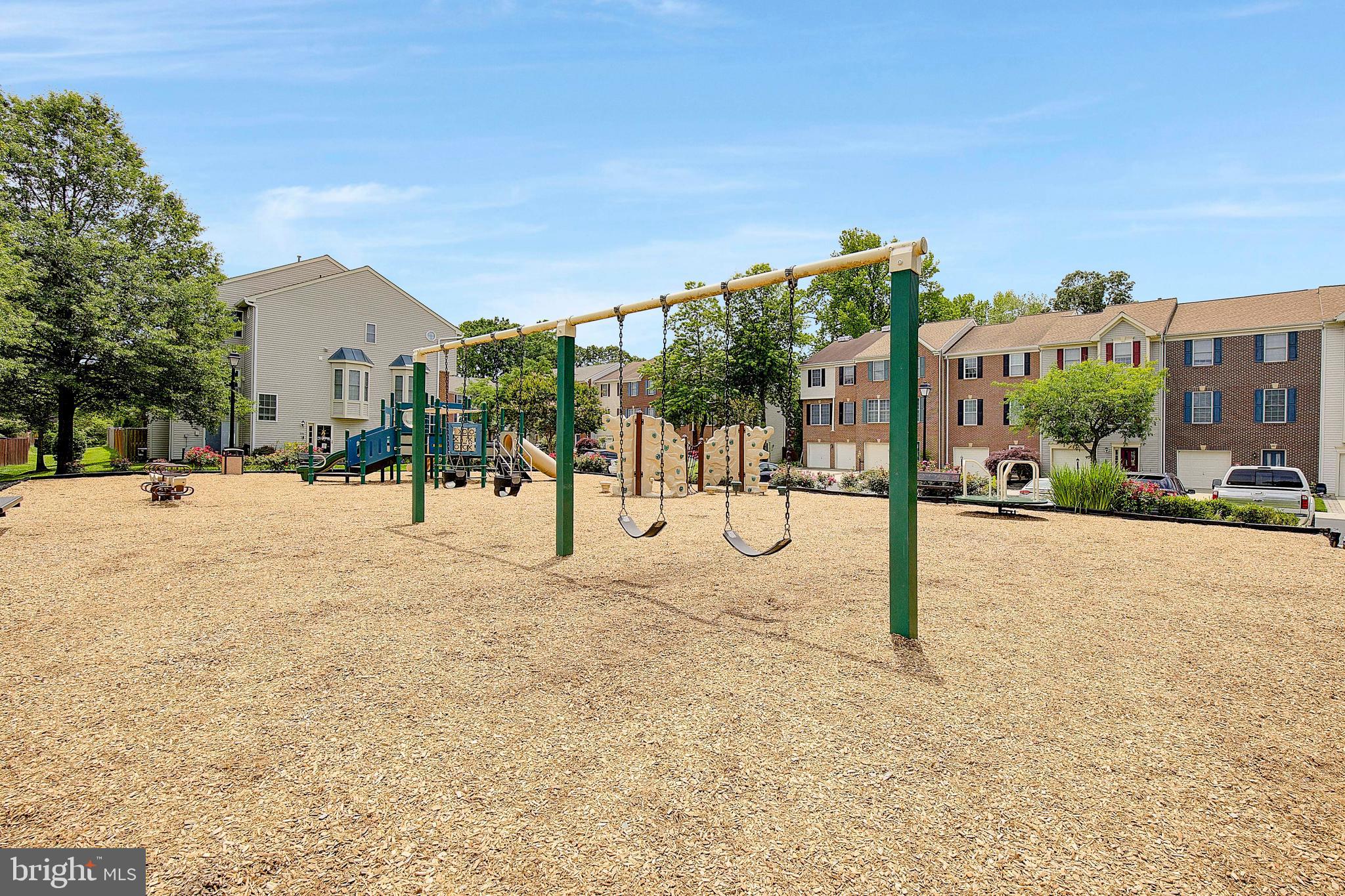 RIVER OAKS - Residential