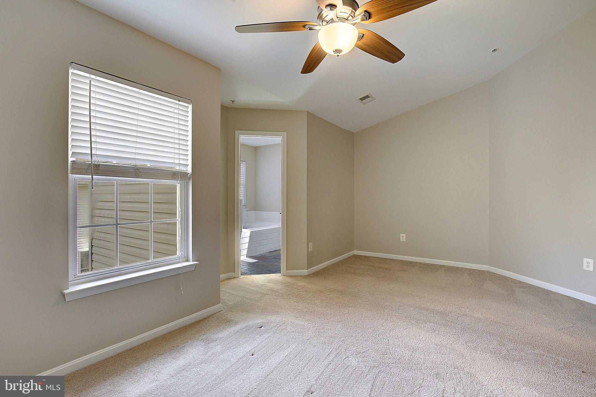 RIVER OAKS - Residential