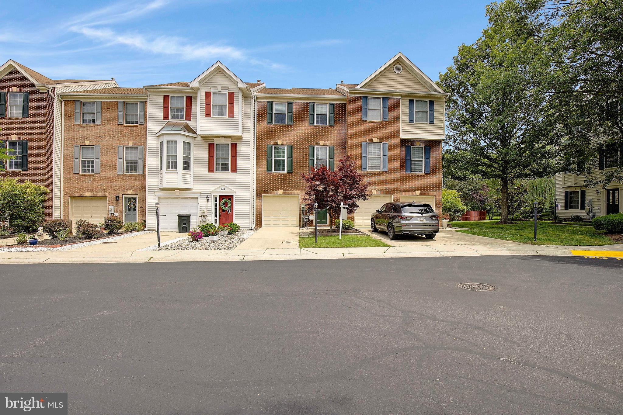 Welcome to 242 Tilden Way — Where Comfort Meets Convenience in the Heart of Edgewater!
This beautifully updated brick-front townhome checks all the boxes: location, lifestyle, and low-maintenance living. Tucked just off Route 2 in the sought-after South River school district, you're minutes from shopping, dining, waterfront fun, and historic Annapolis.
Step inside to a bright and flexible entry-level space—perfect for your home office, workout zone, gaming room, or cozy hangout—plus direct access to your attached one-car garage.
Upstairs, you’ll love the modern white kitchen with updated cabinetry, hardwood flooring, and a charming bump-out that brings in natural light and opens to your private deck. Morning coffee or evening wine? Yes, please. The open-concept main level also features a spacious living room and a convenient half bath—perfect for everyday living and effortless entertaining.
Head to the top level for three generously sized bedrooms and a full hall bath. The primary suite is a peaceful retreat with a large en-suite bath complete with soaking tub and separate shower.
Major bonus: a Brand New Roof (2024) gives peace of mind for years to come!
If you've been dreaming of a stylish, well-located home near the best of Edgewater and Annapolis, 242 Tilden Way is the one to see. Come fall in love!