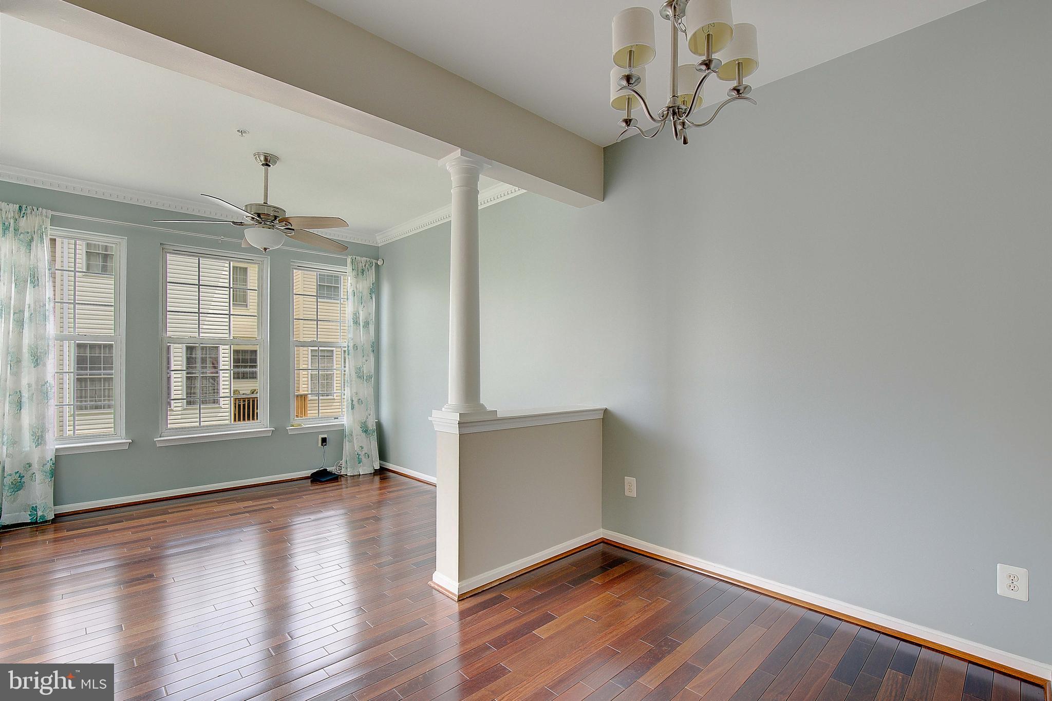 RIVER OAKS - Residential