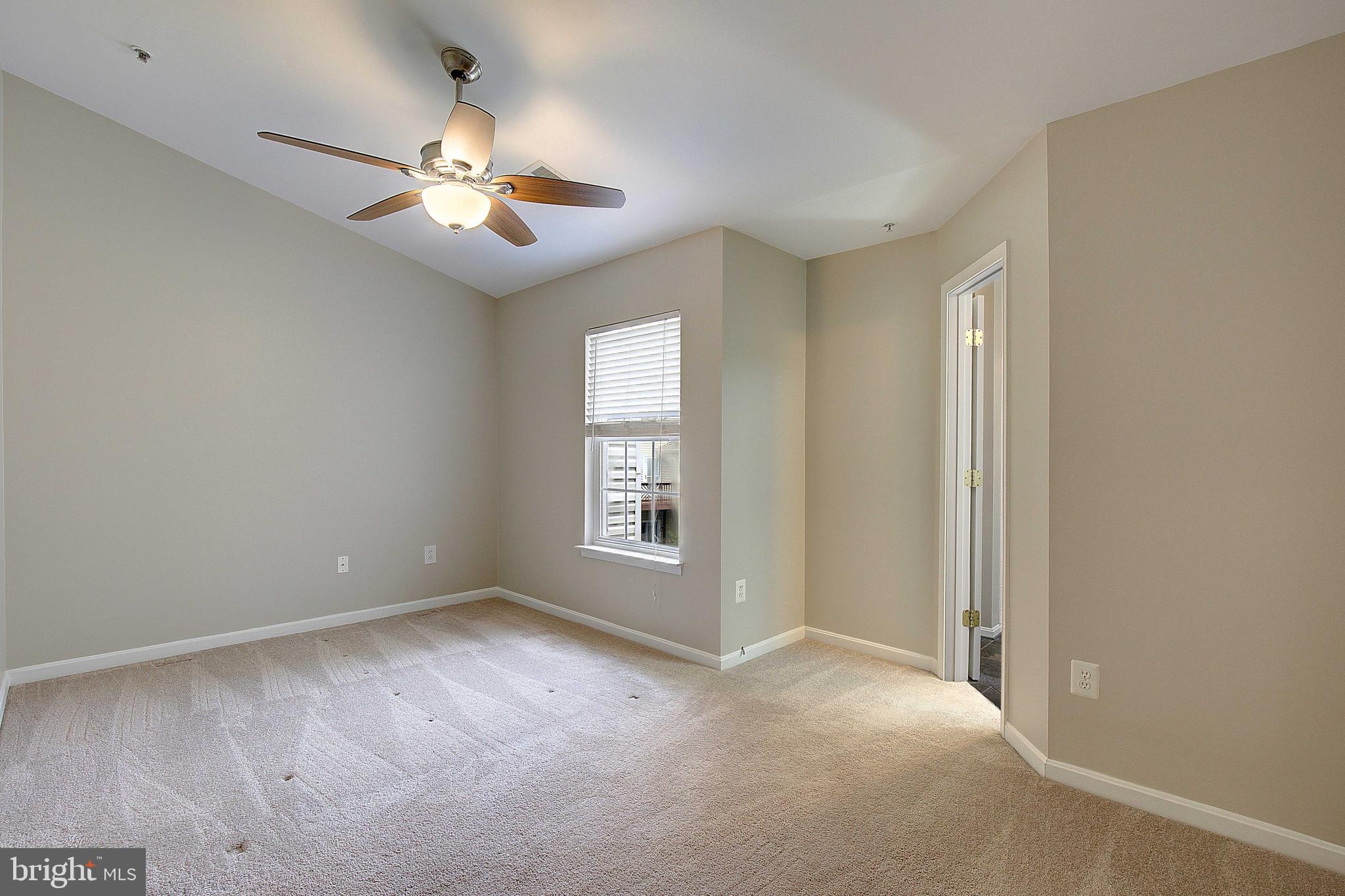 RIVER OAKS - Residential