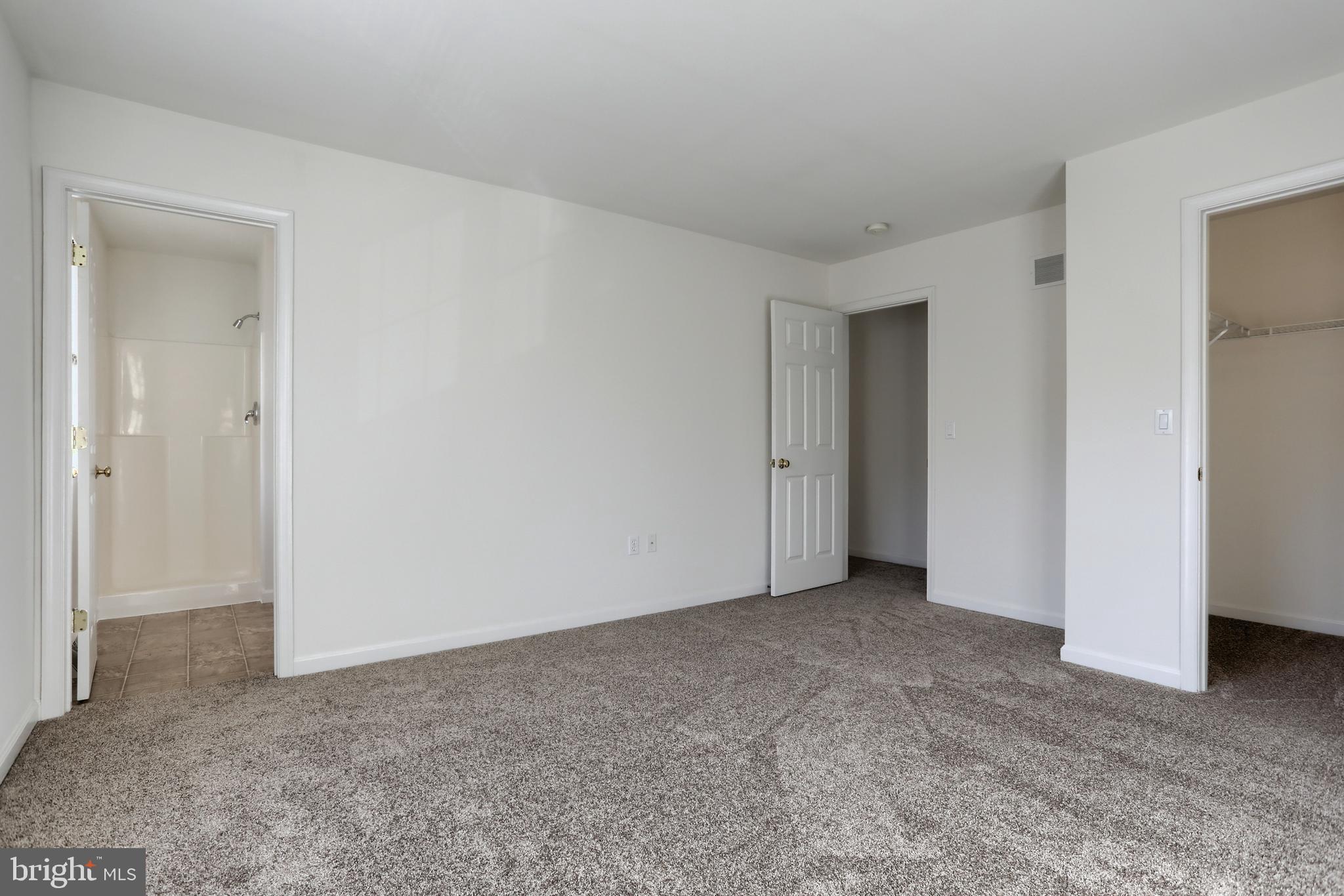 OAK HILLS - Residential