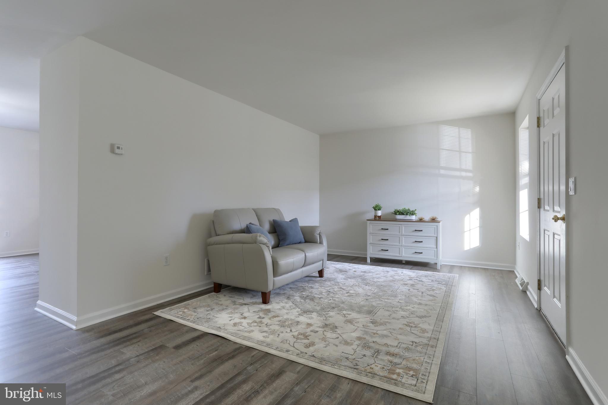 OAK HILLS - Residential