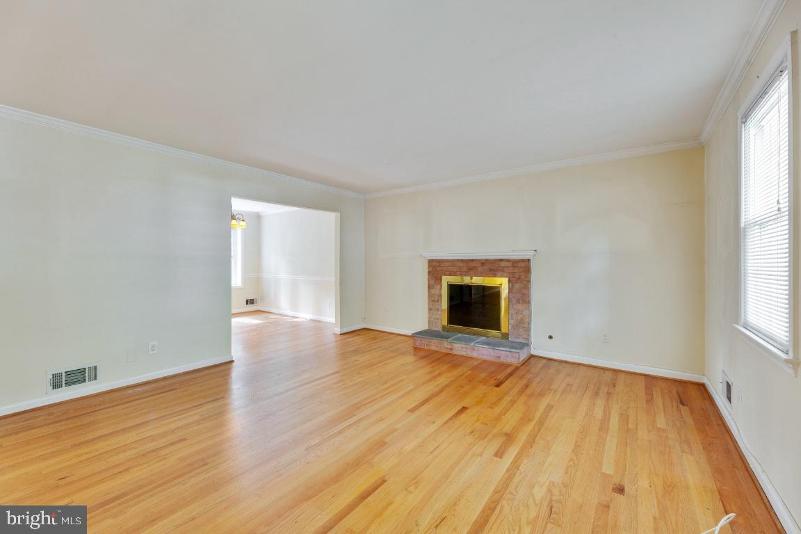 WILLOW WOODS - Residential