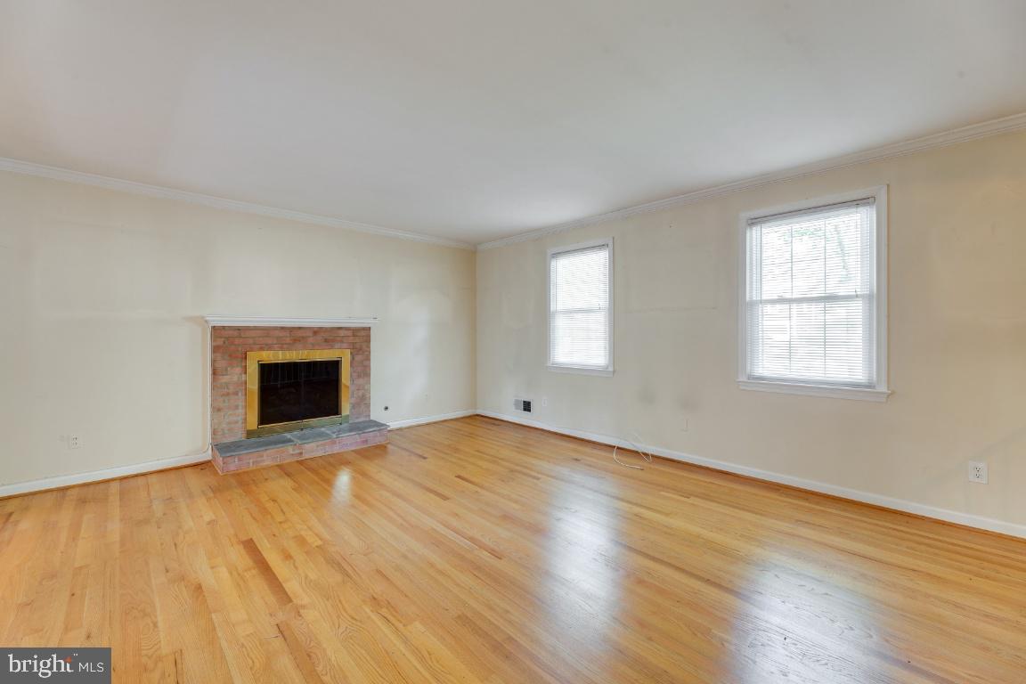 WILLOW WOODS - Residential