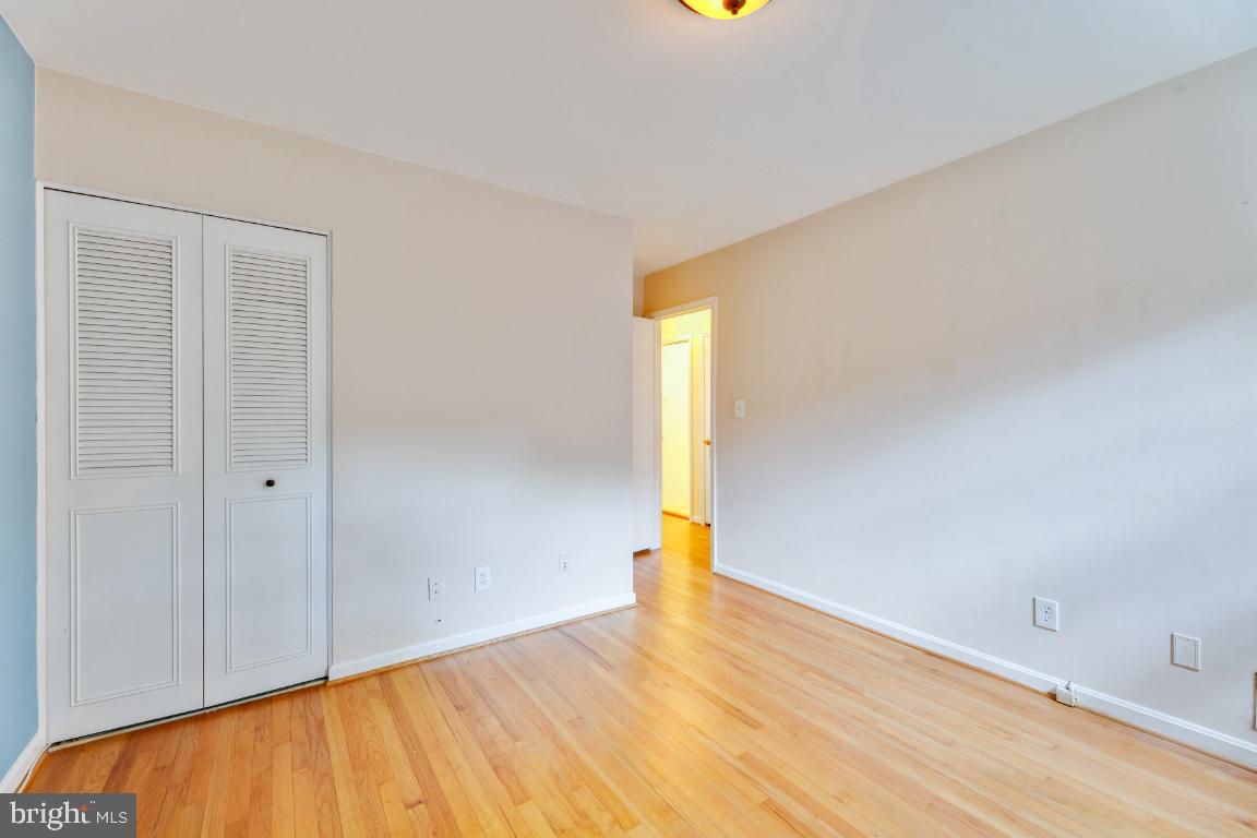 WILLOW WOODS - Residential