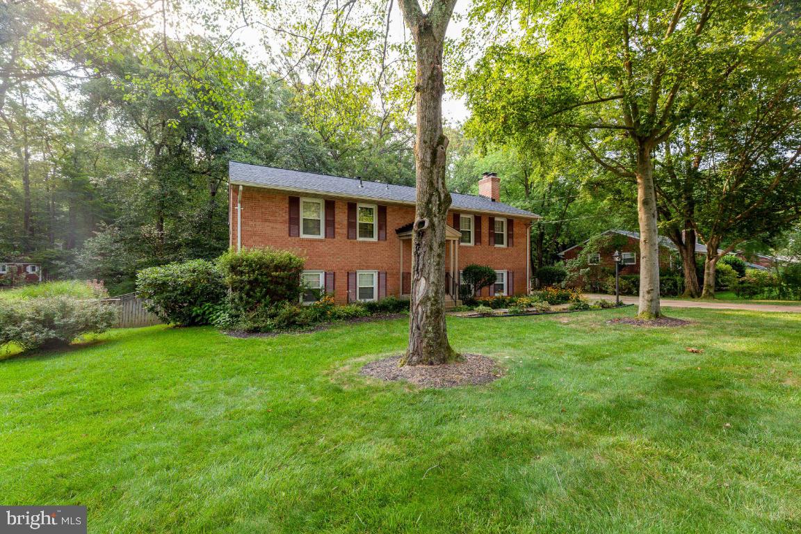 WILLOW WOODS - Residential