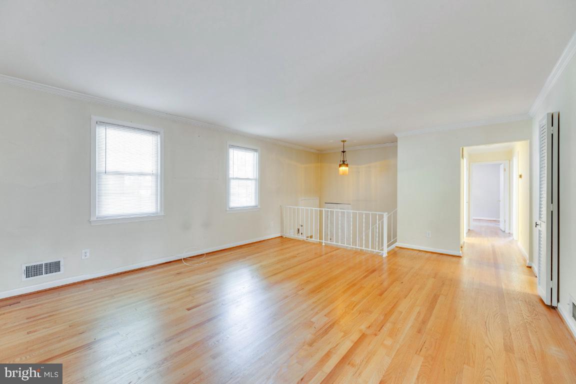 WILLOW WOODS - Residential