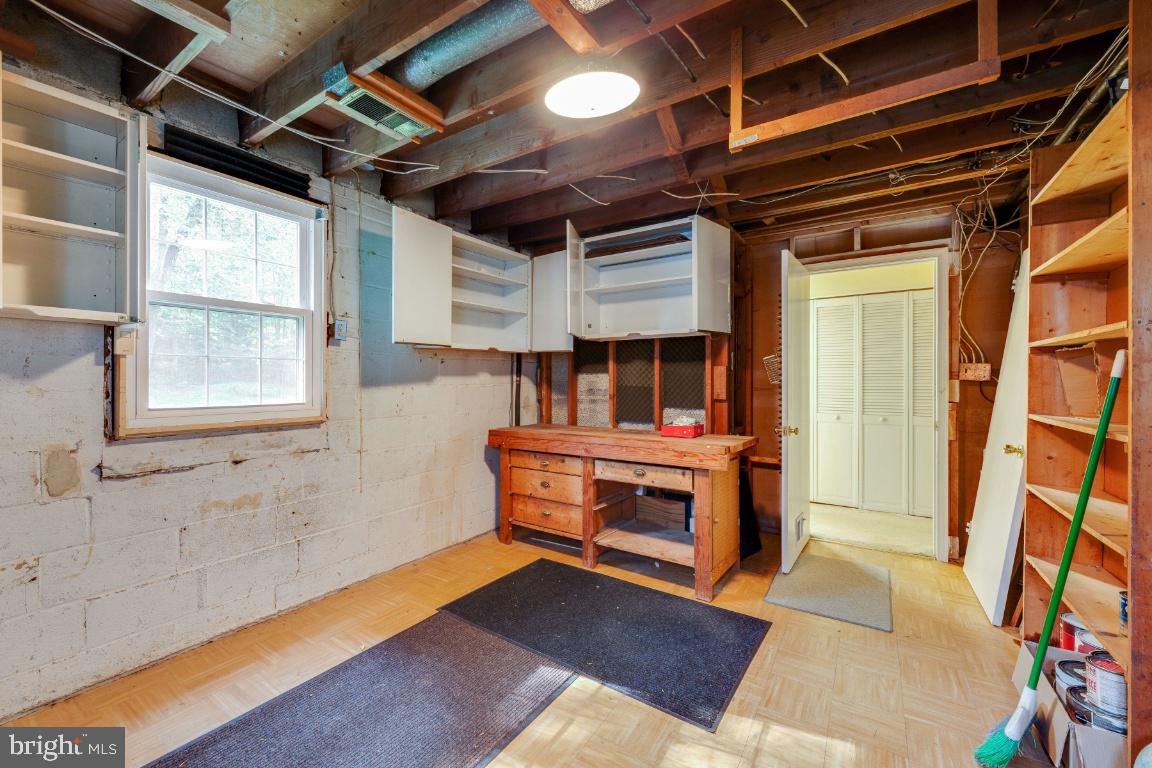 WILLOW WOODS - Residential