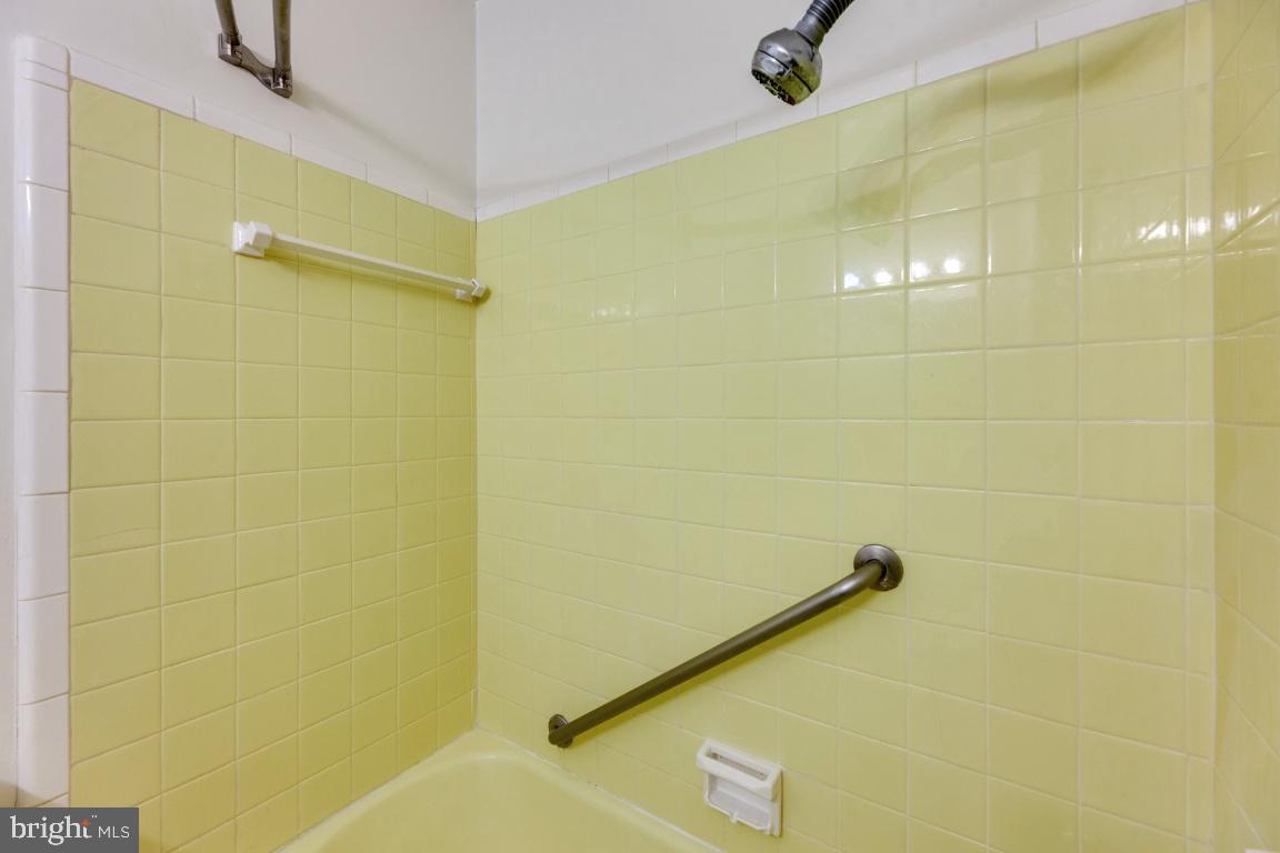 WILLOW WOODS - Residential