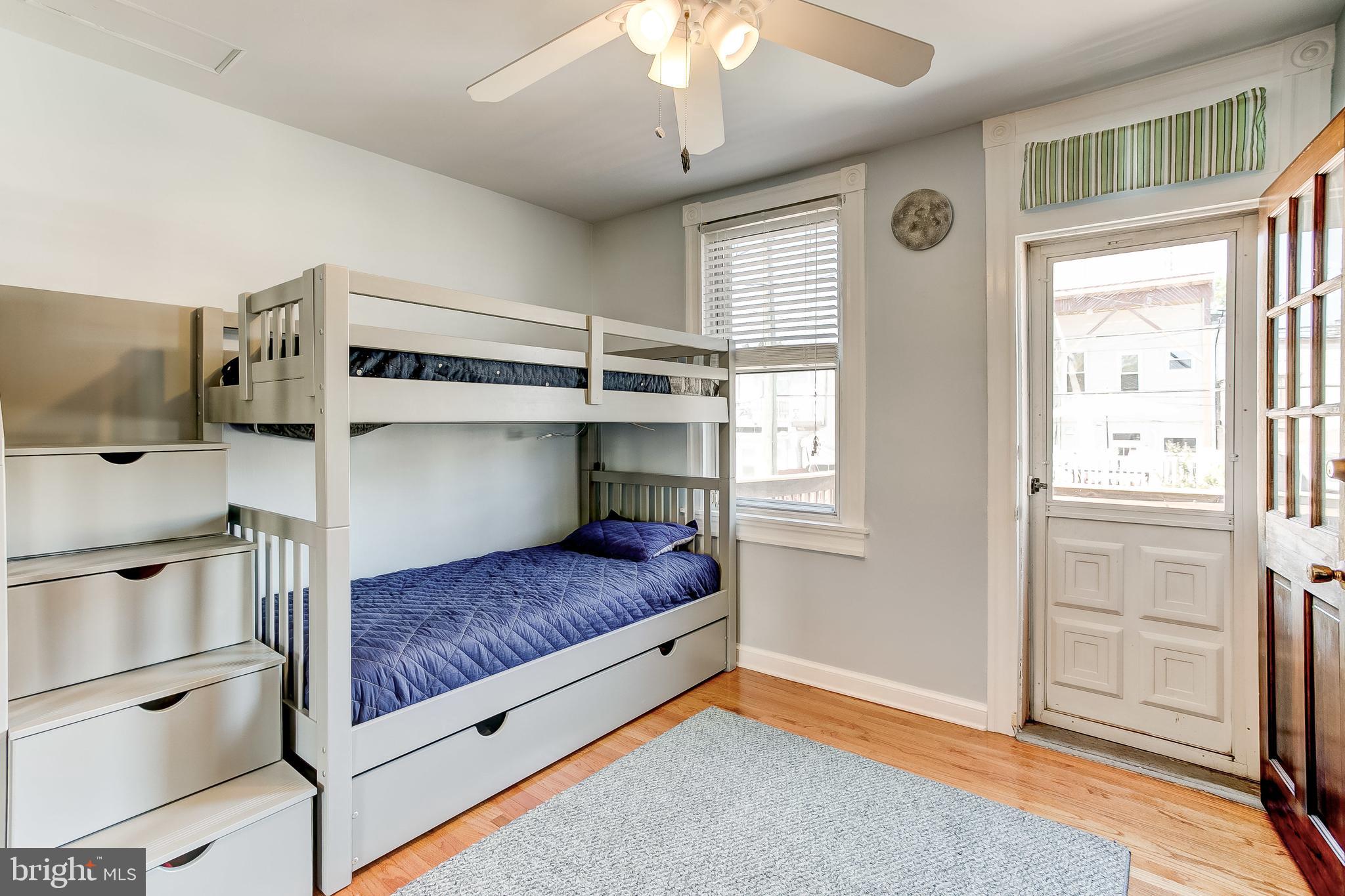 RIVERSIDE - Residential