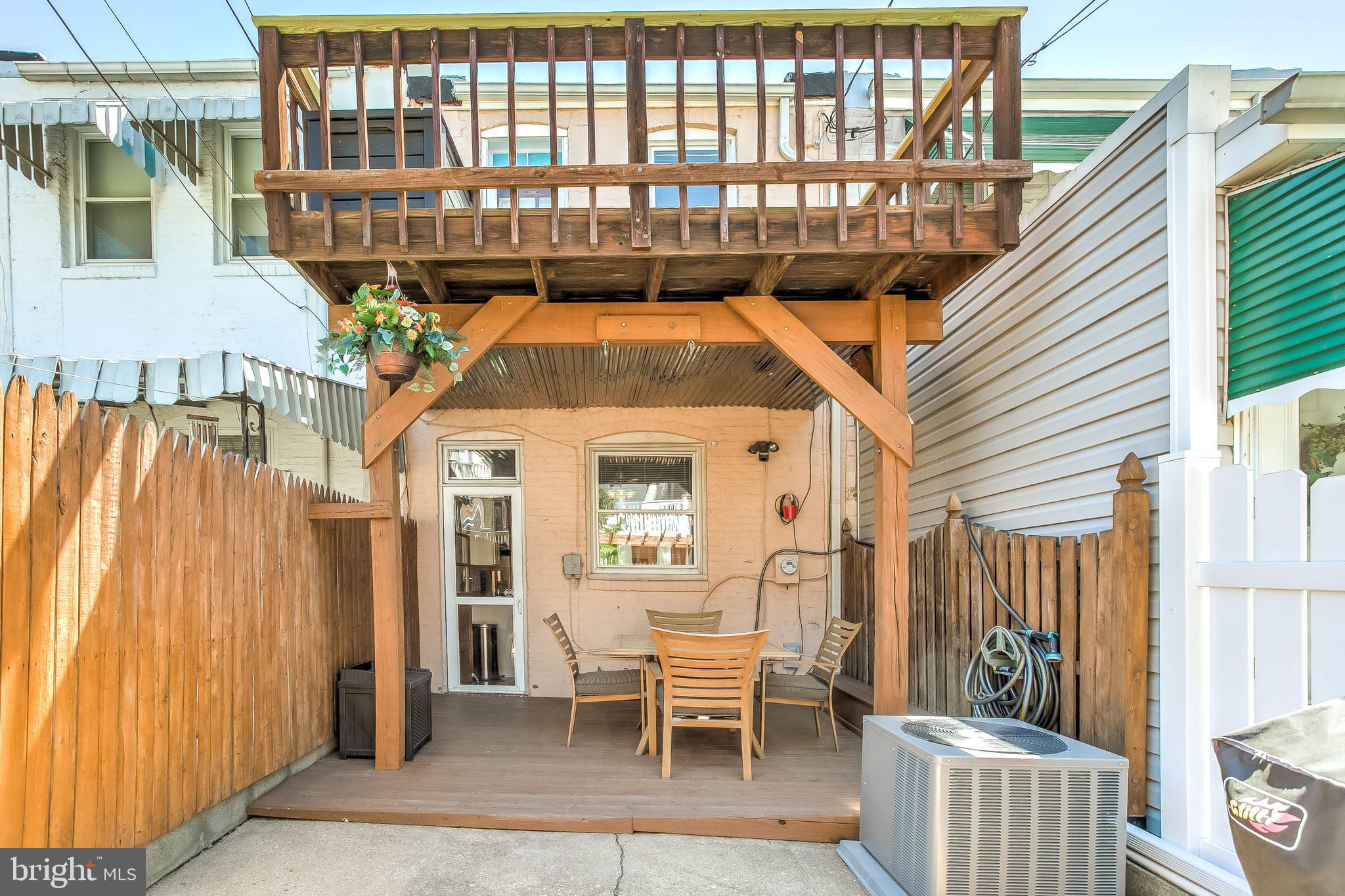 RIVERSIDE - Residential