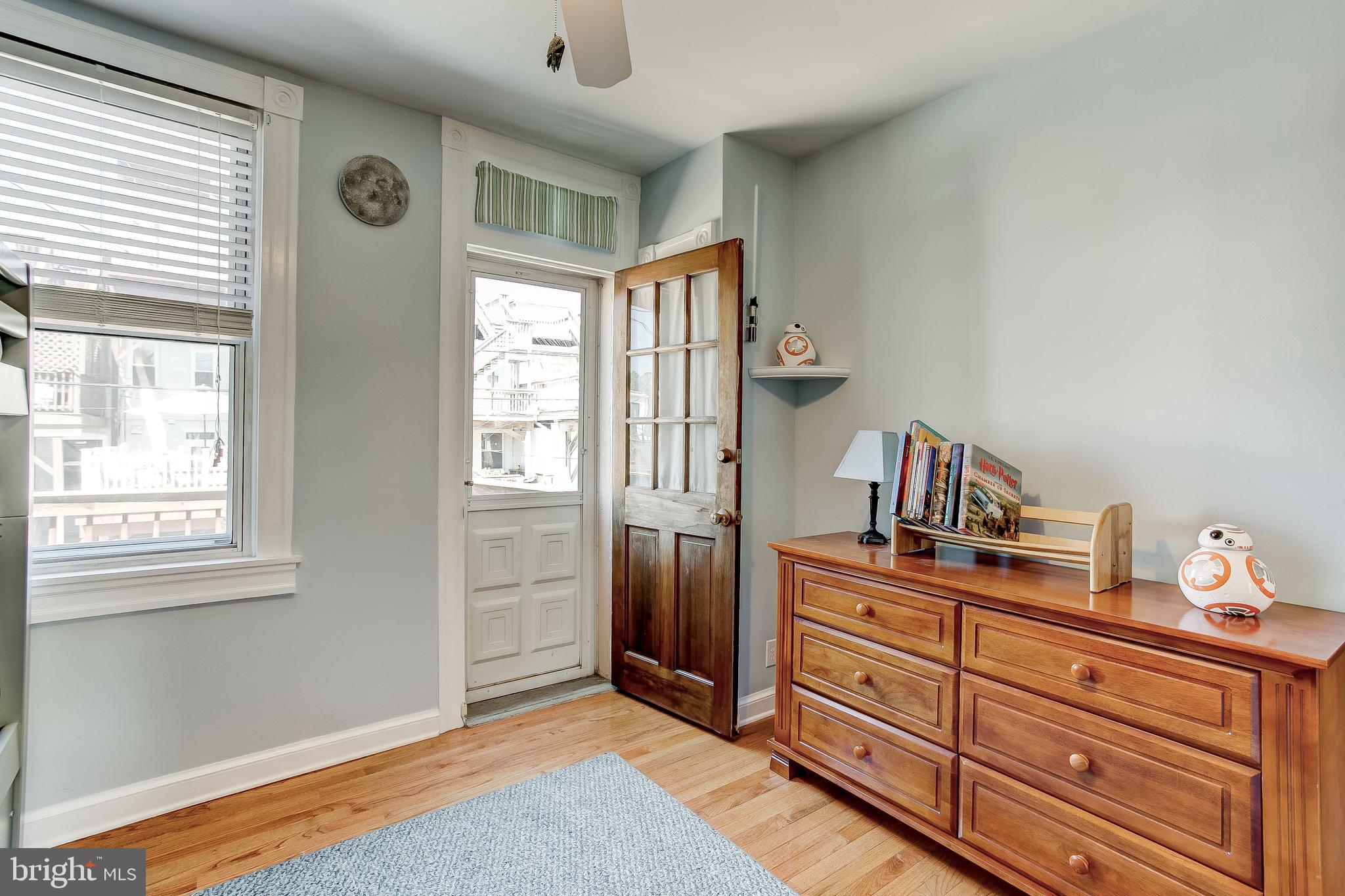 RIVERSIDE - Residential