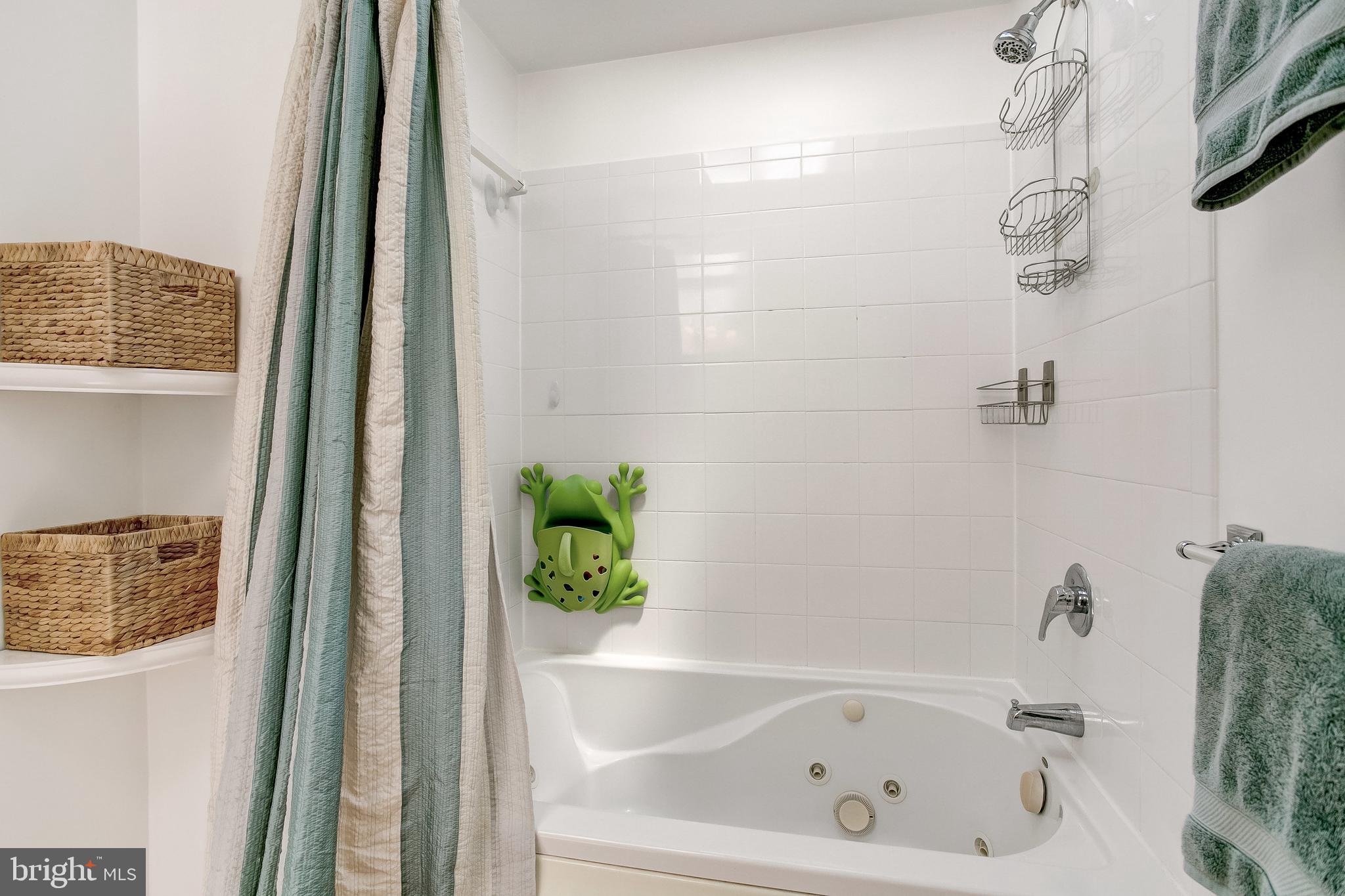 RIVERSIDE - Residential