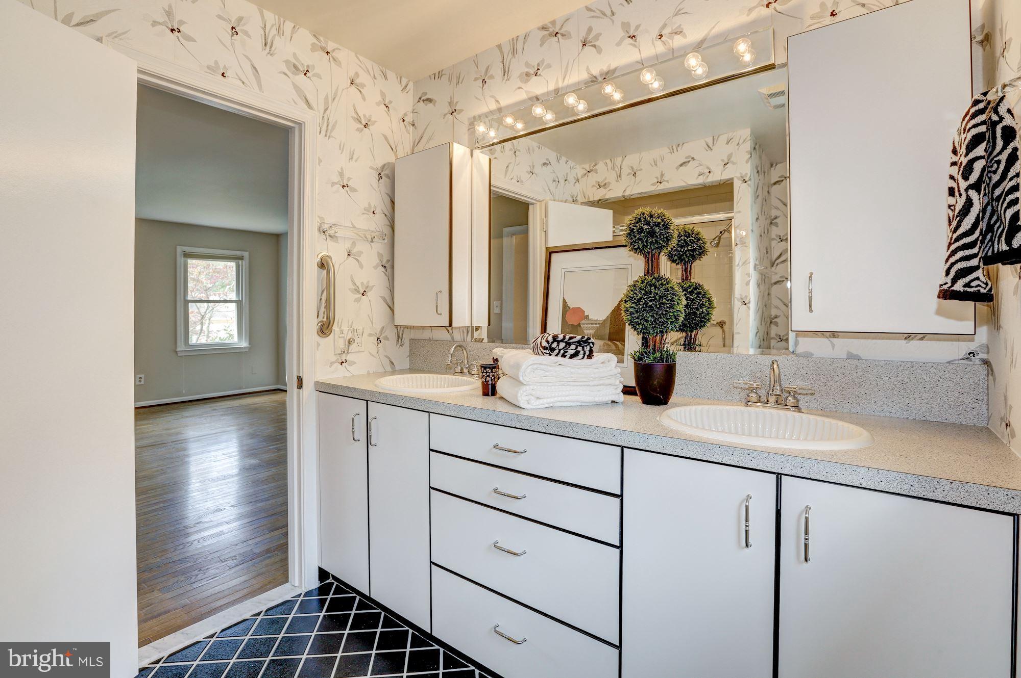 WILLERBURN ACRES - Residential