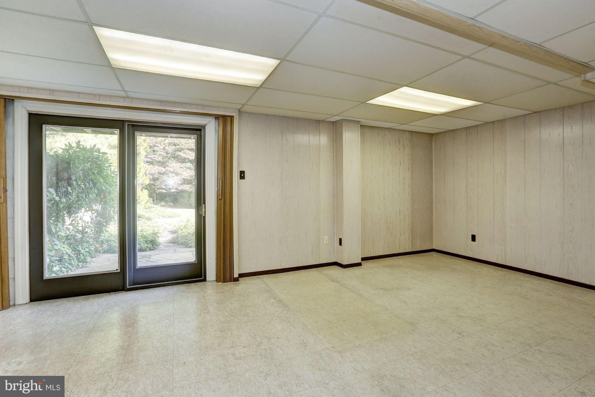 WILLERBURN ACRES - Residential