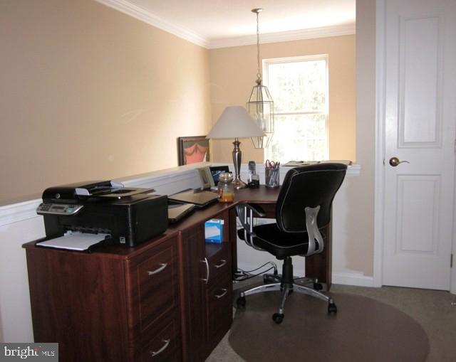 LOMBARD PINES - Residential