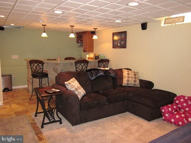 LOMBARD PINES - Residential