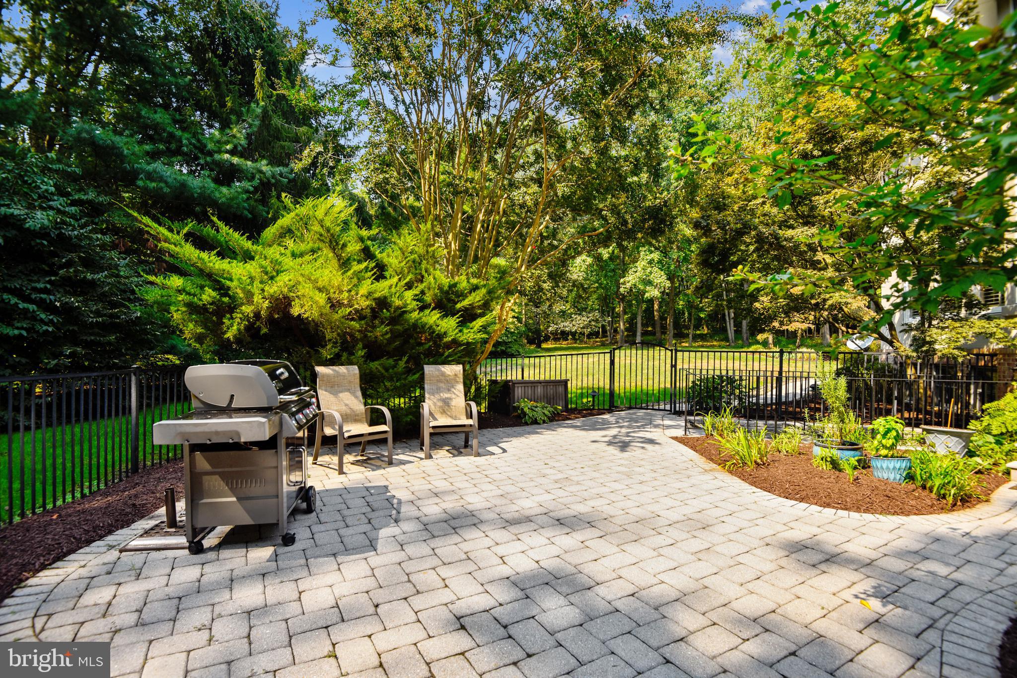 BELVOIR FARMS - Residential