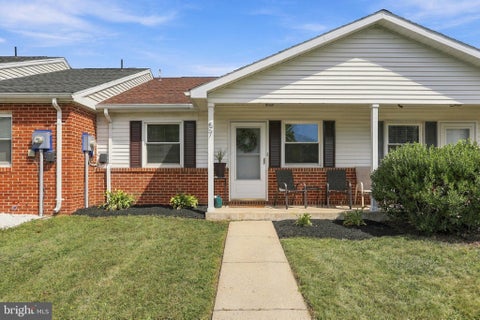 Townhouse For Rent - 57 Nottingham Drive<br/> CHAMBERSBURG, PA 17201