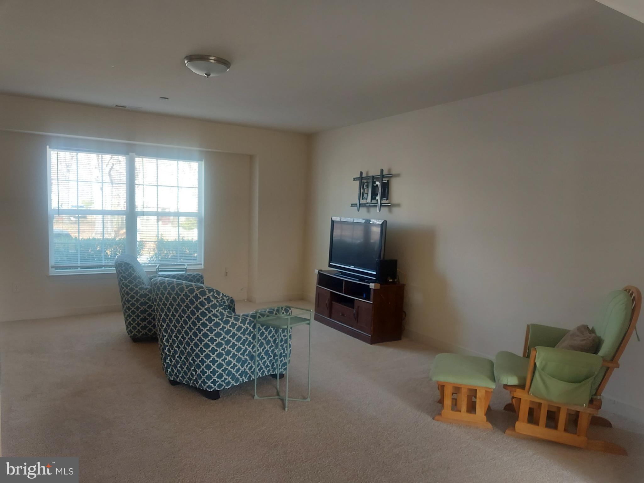 AVALON SHORES - Residential