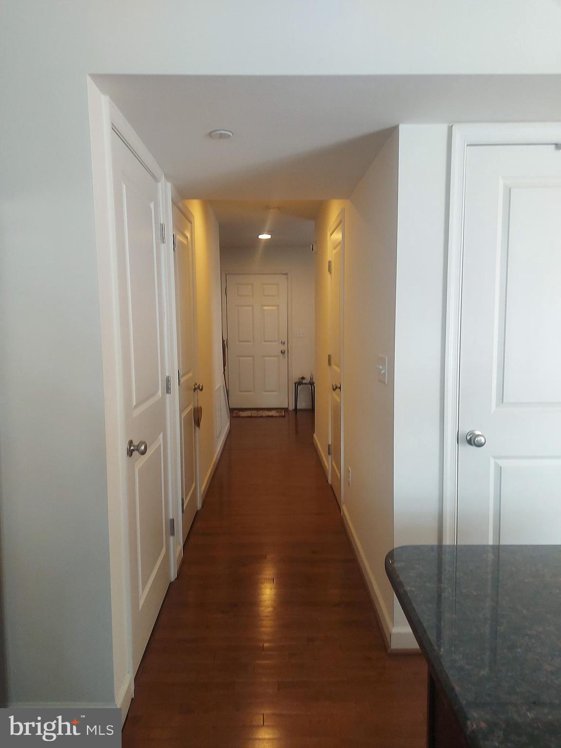 AVALON SHORES - Residential