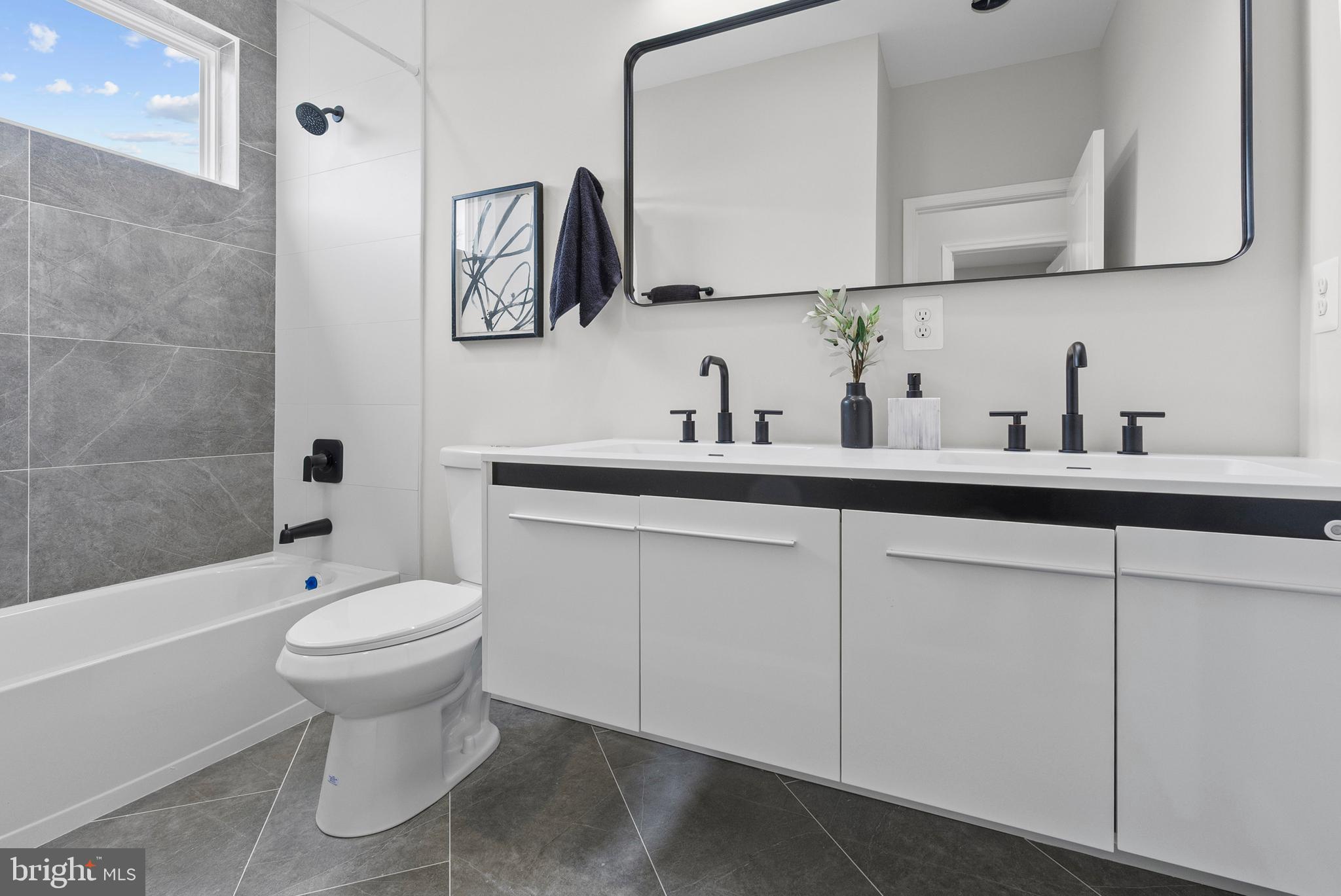 PARKVILLE - Residential