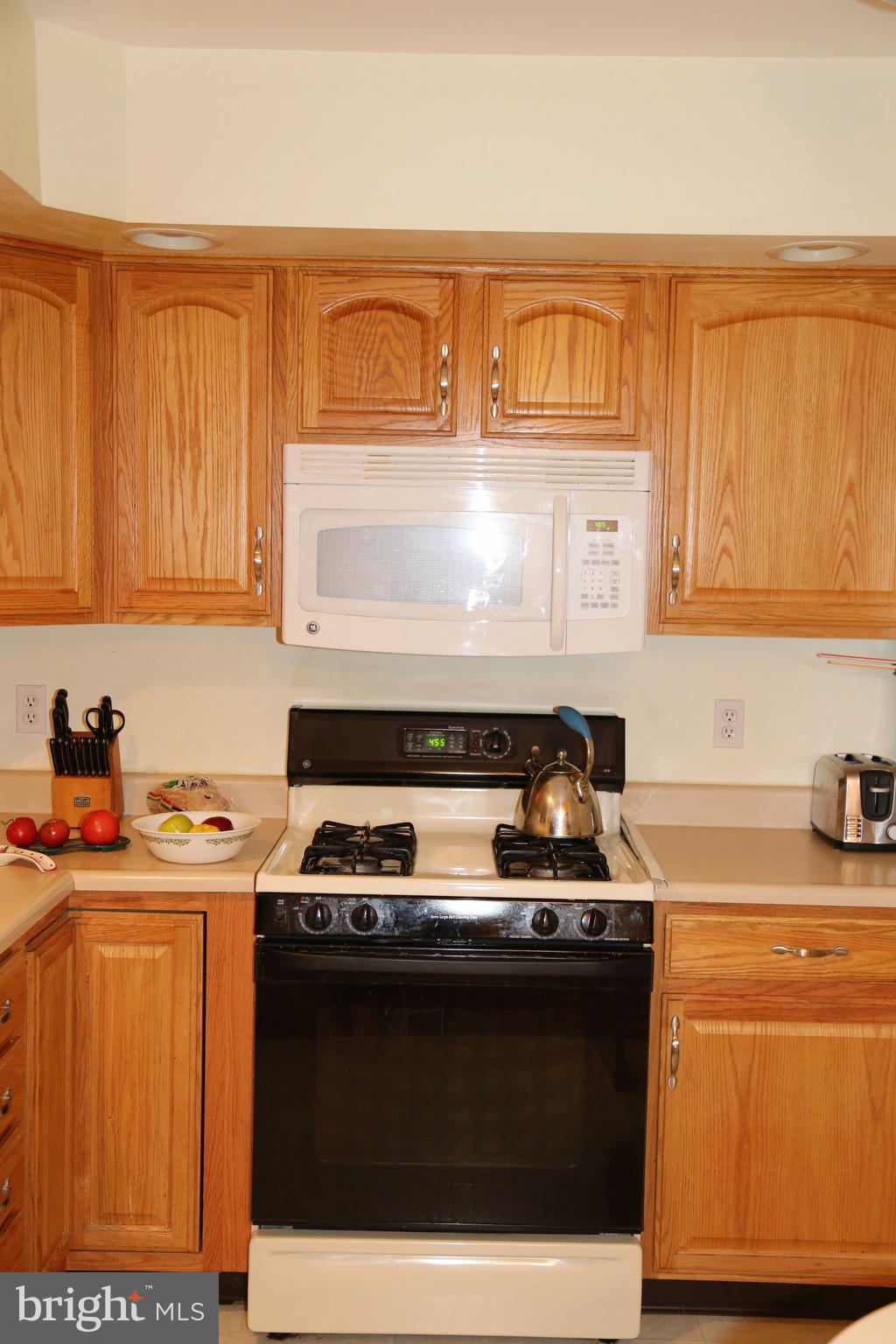 SOUTHFIELD CROSSING - Residential