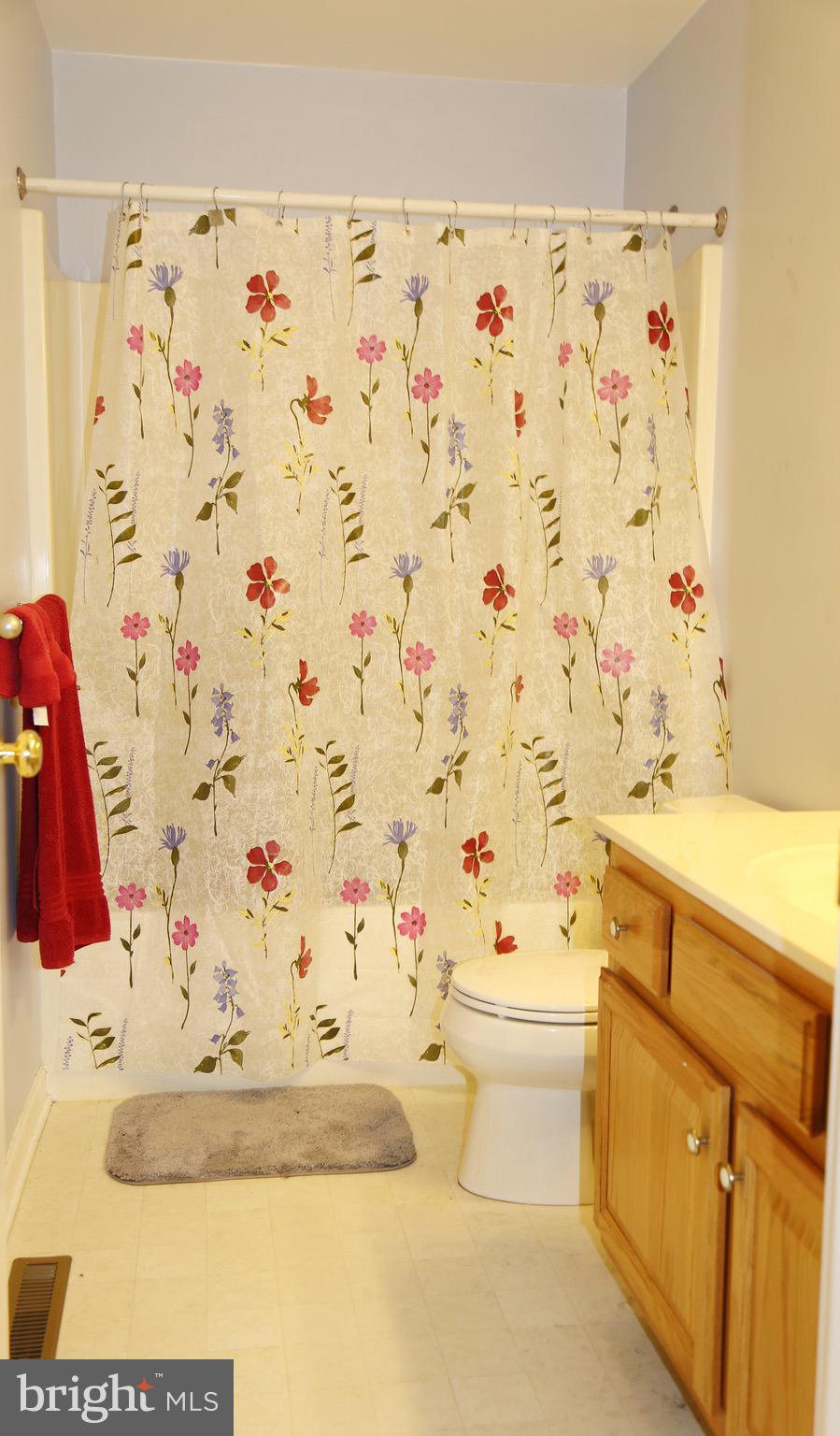 SOUTHFIELD CROSSING - Residential