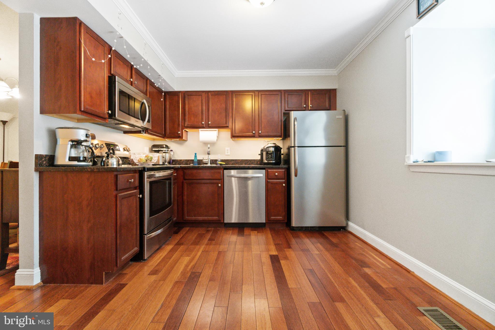 VILLAGE OF OWEN BROWN - Residential