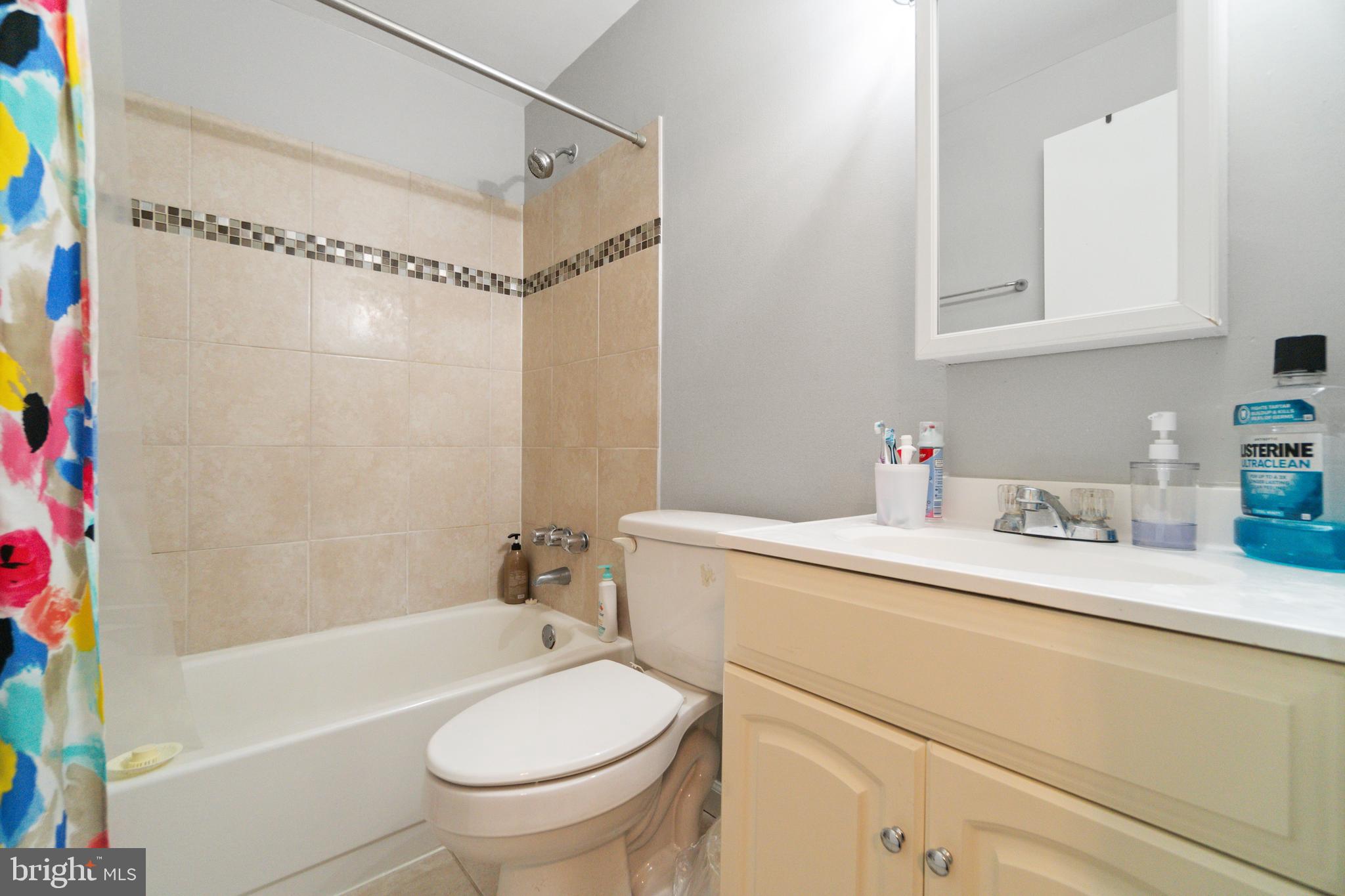 VILLAGE OF OWEN BROWN - Residential