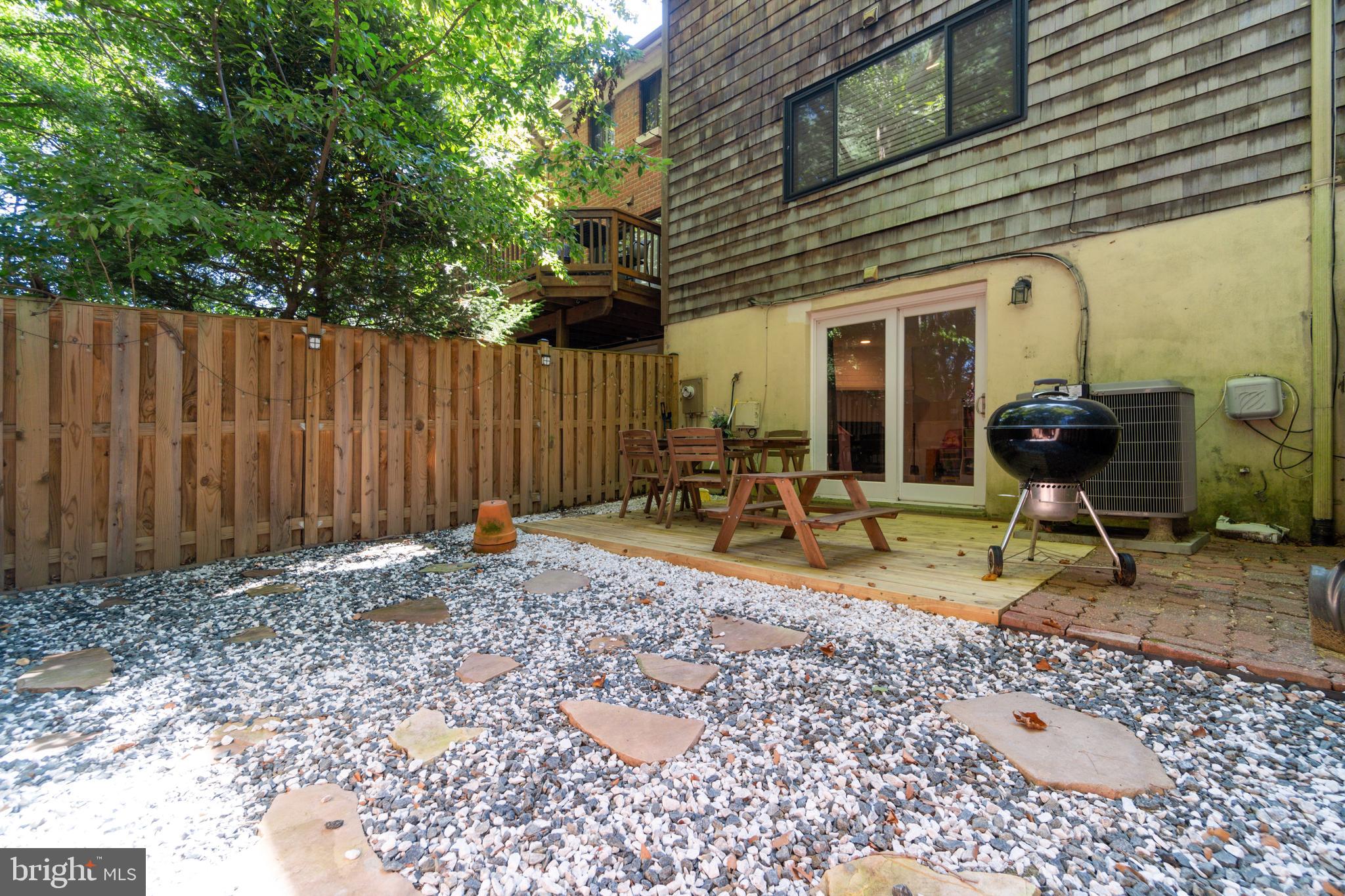 VILLAGE OF OWEN BROWN - Residential