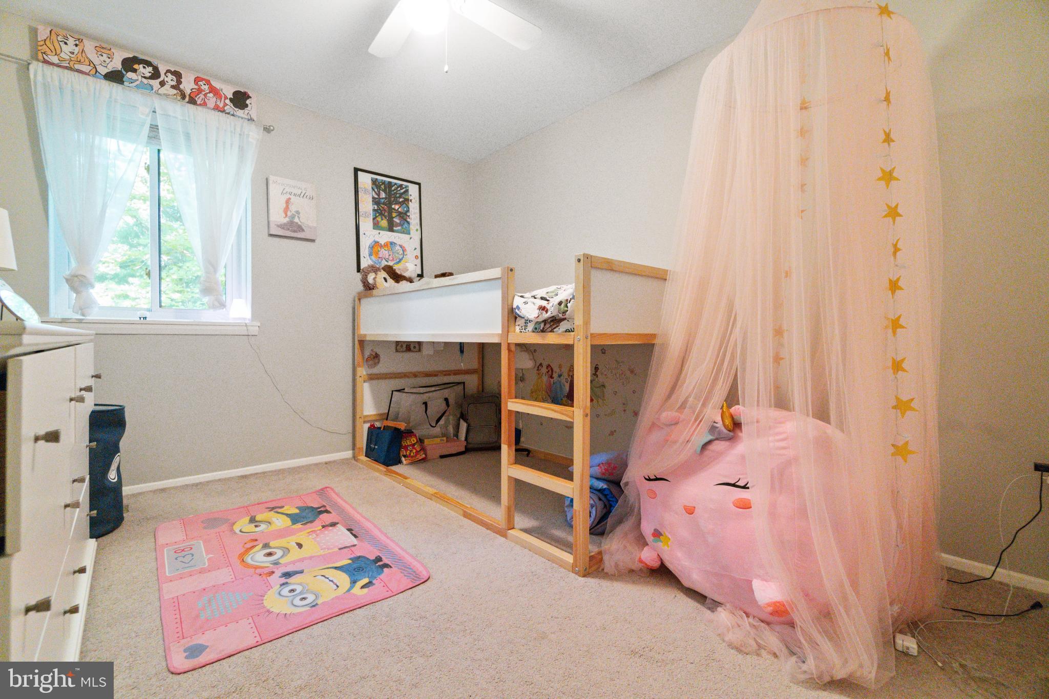 VILLAGE OF OWEN BROWN - Residential