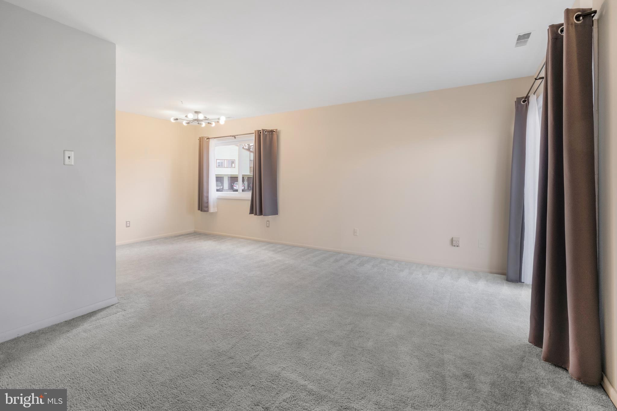 CROFTON - Residential Lease