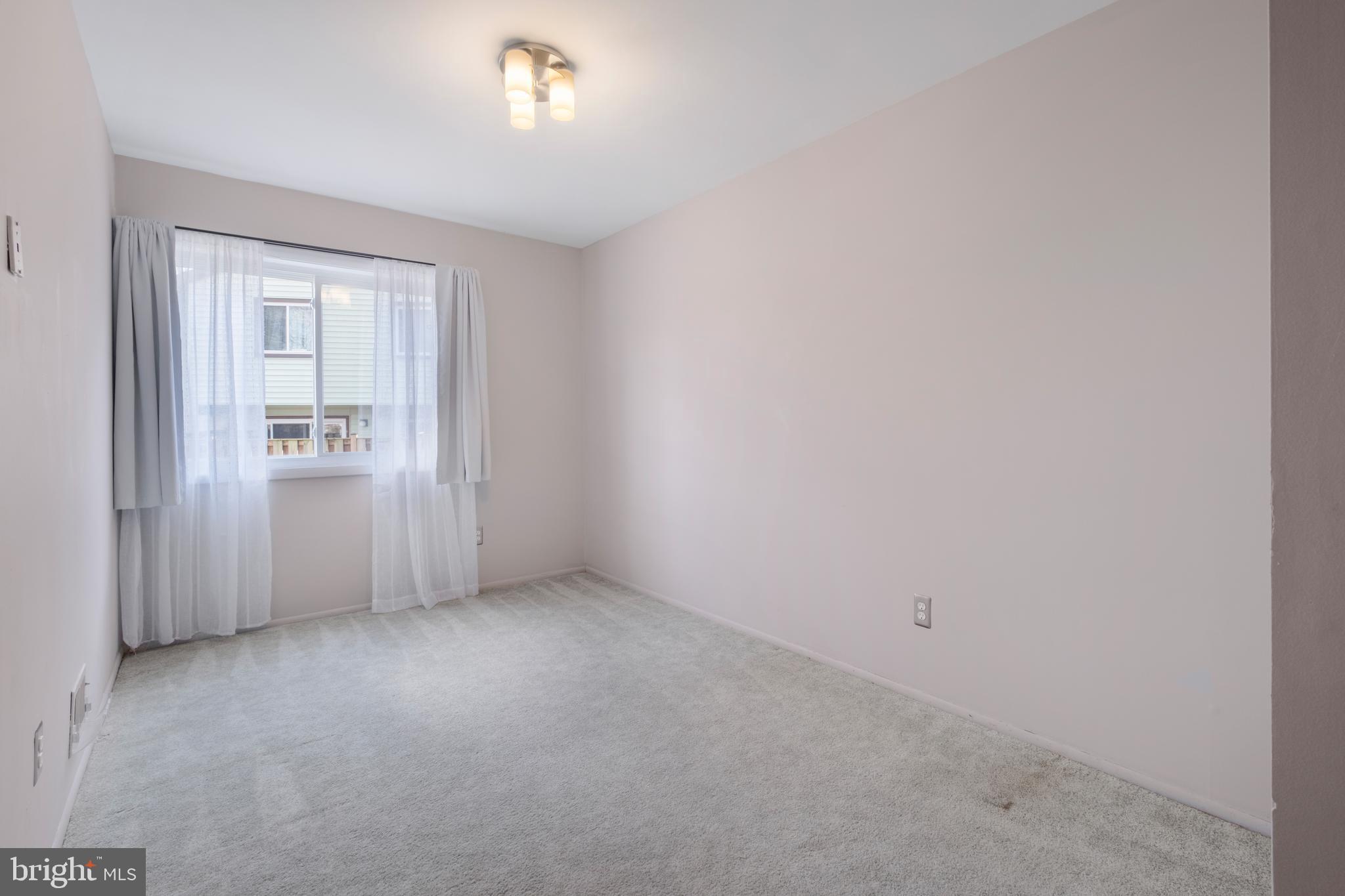 CROFTON - Residential Lease