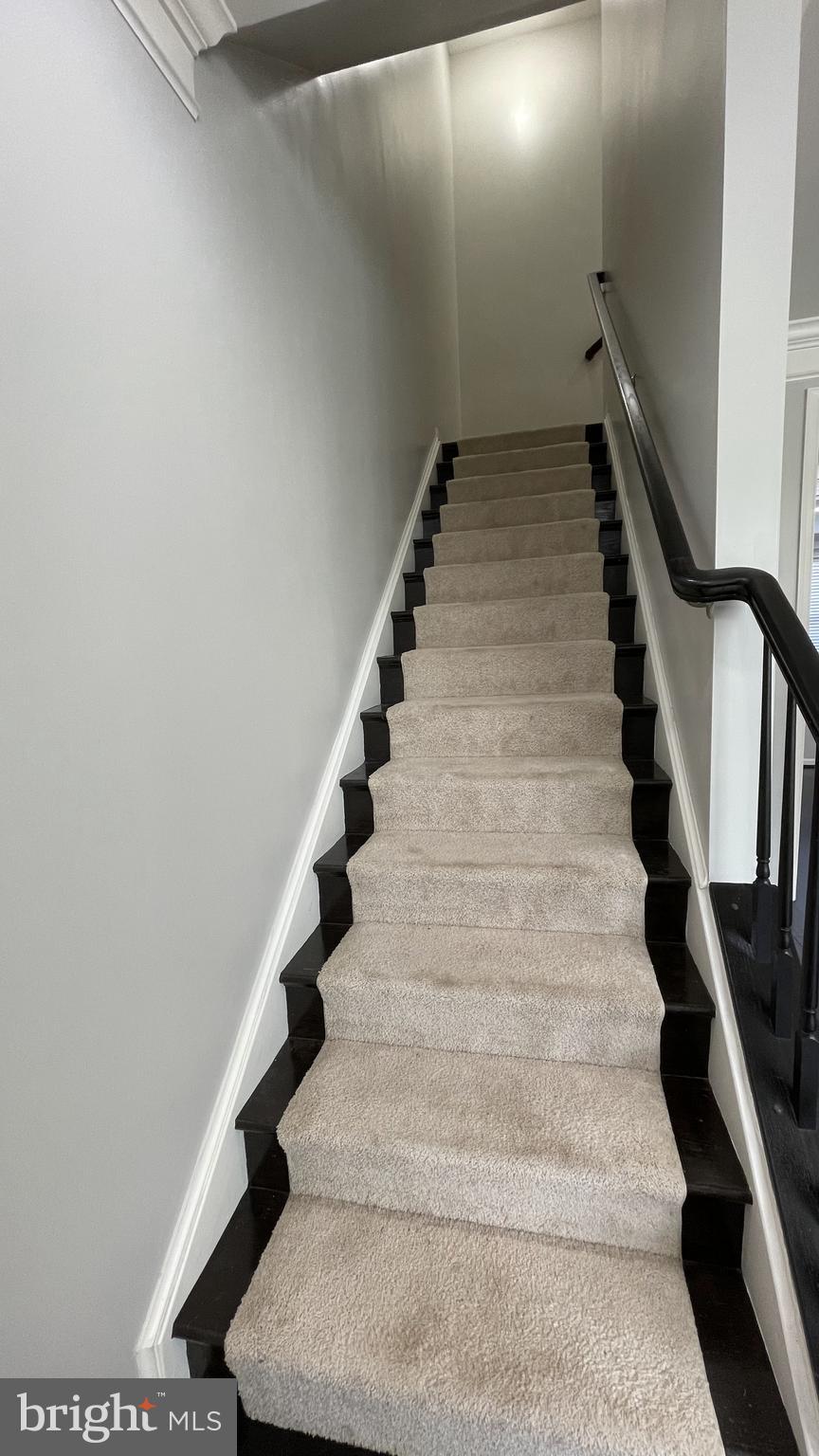 EMBREY MILL - Residential Lease