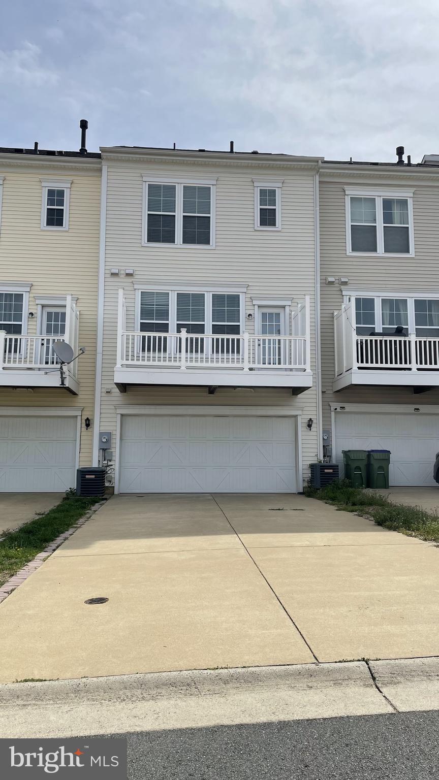 EMBREY MILL - Residential Lease