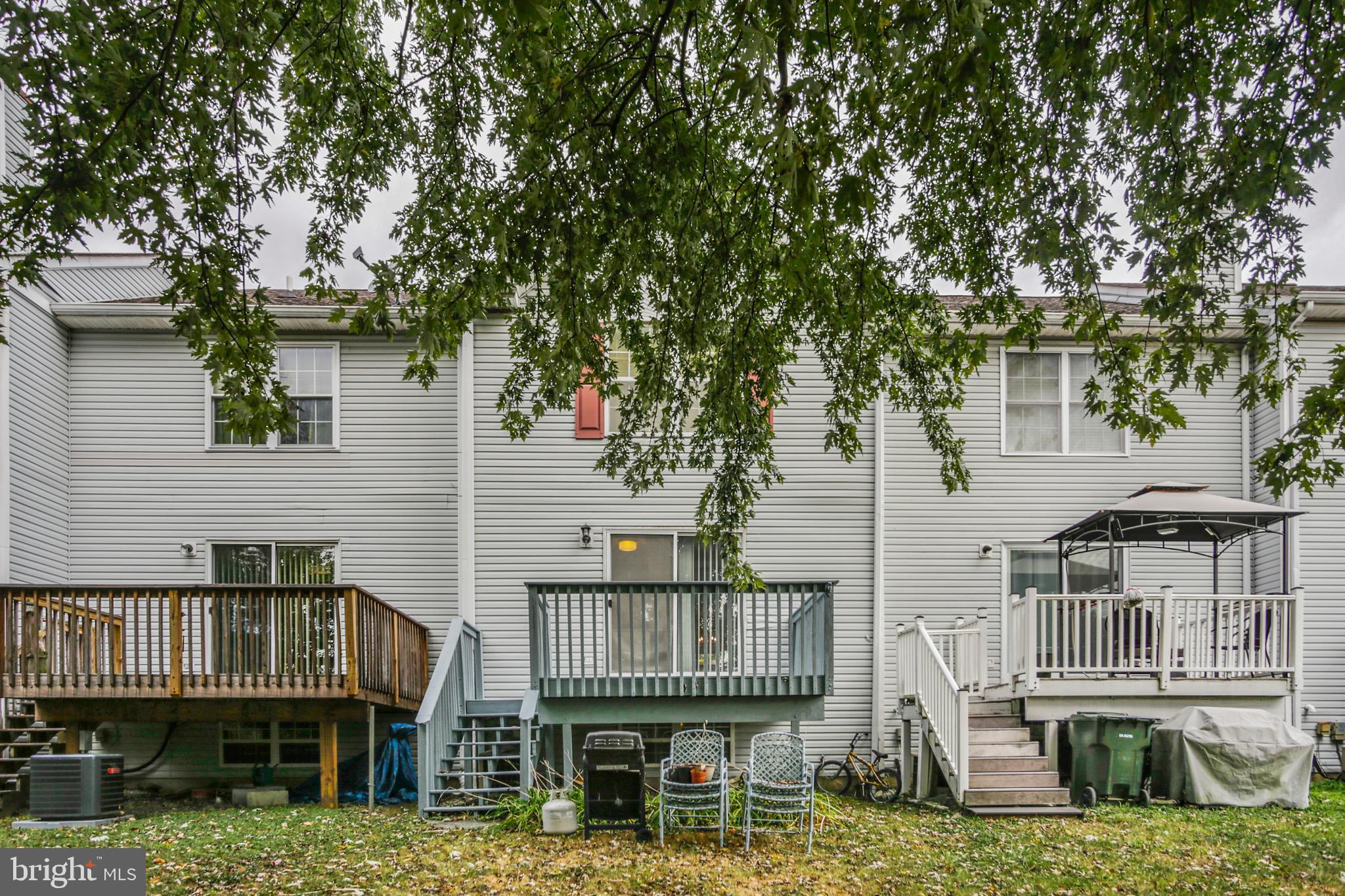 PERSIMMON CREEK - Residential