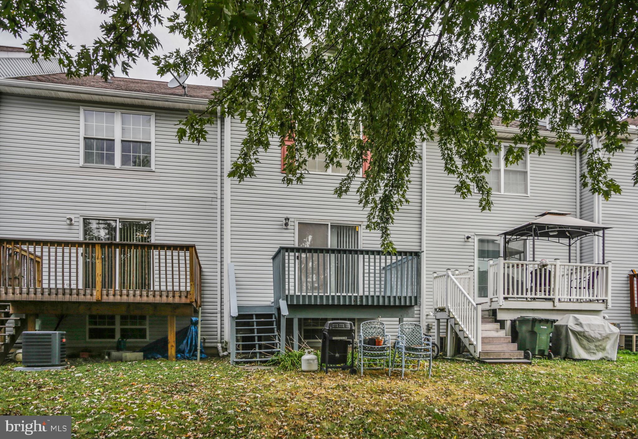 PERSIMMON CREEK - Residential