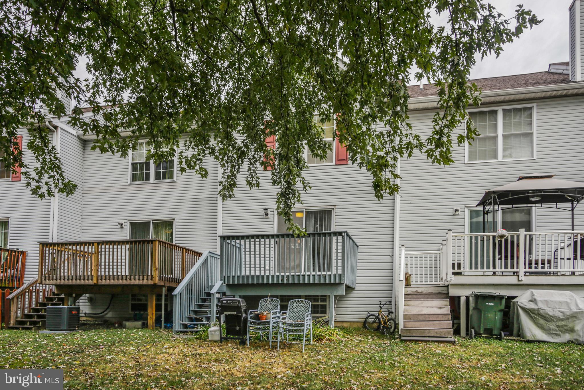 PERSIMMON CREEK - Residential