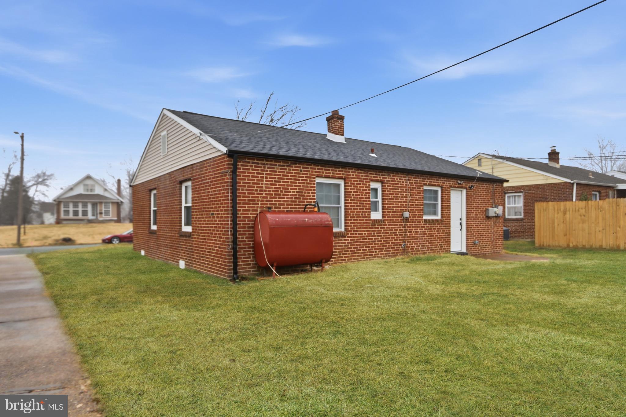 LEEDOM ESTATES - Residential